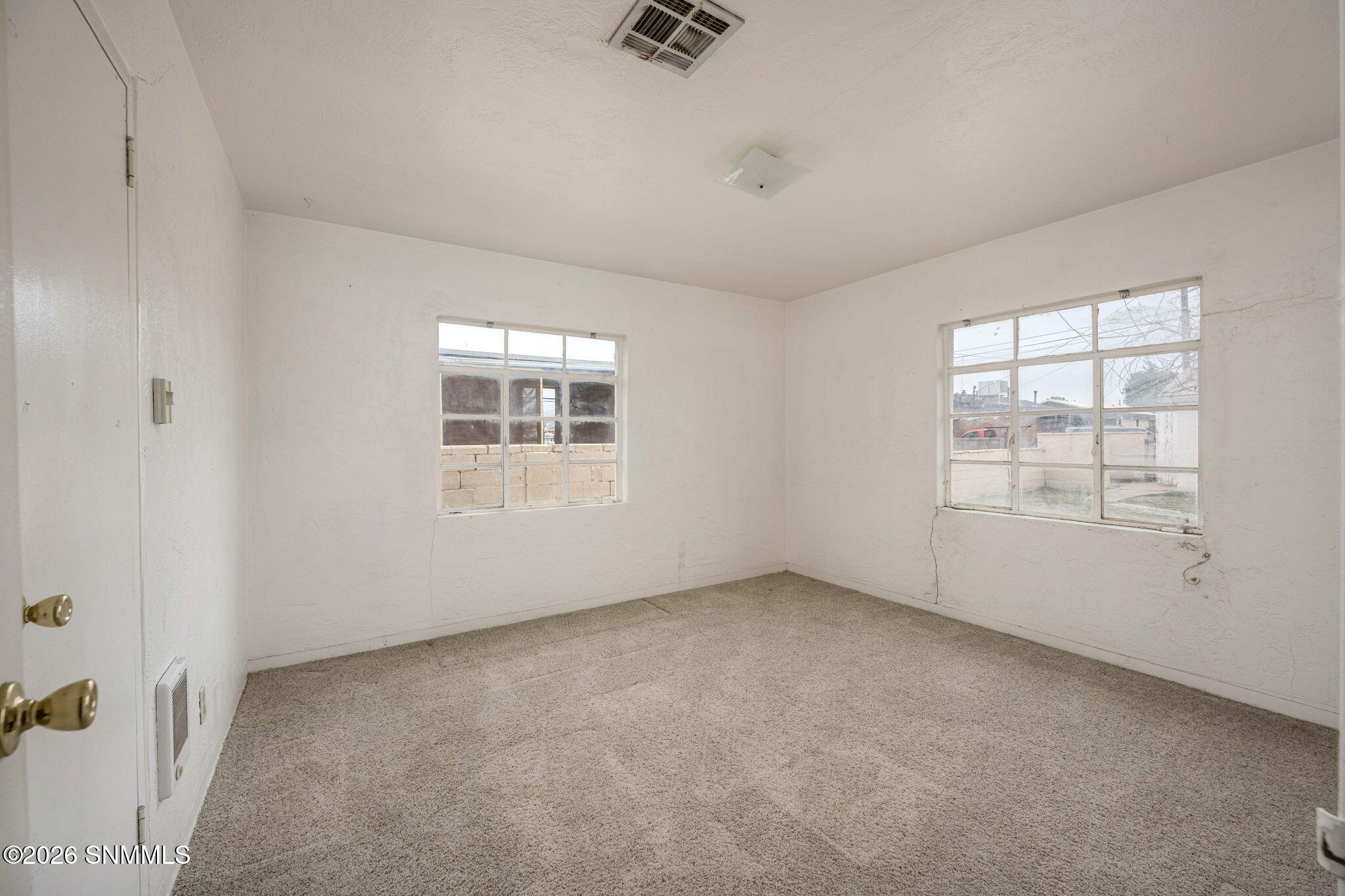 24-web-or-mls-Snappin Homes (Circle1065)