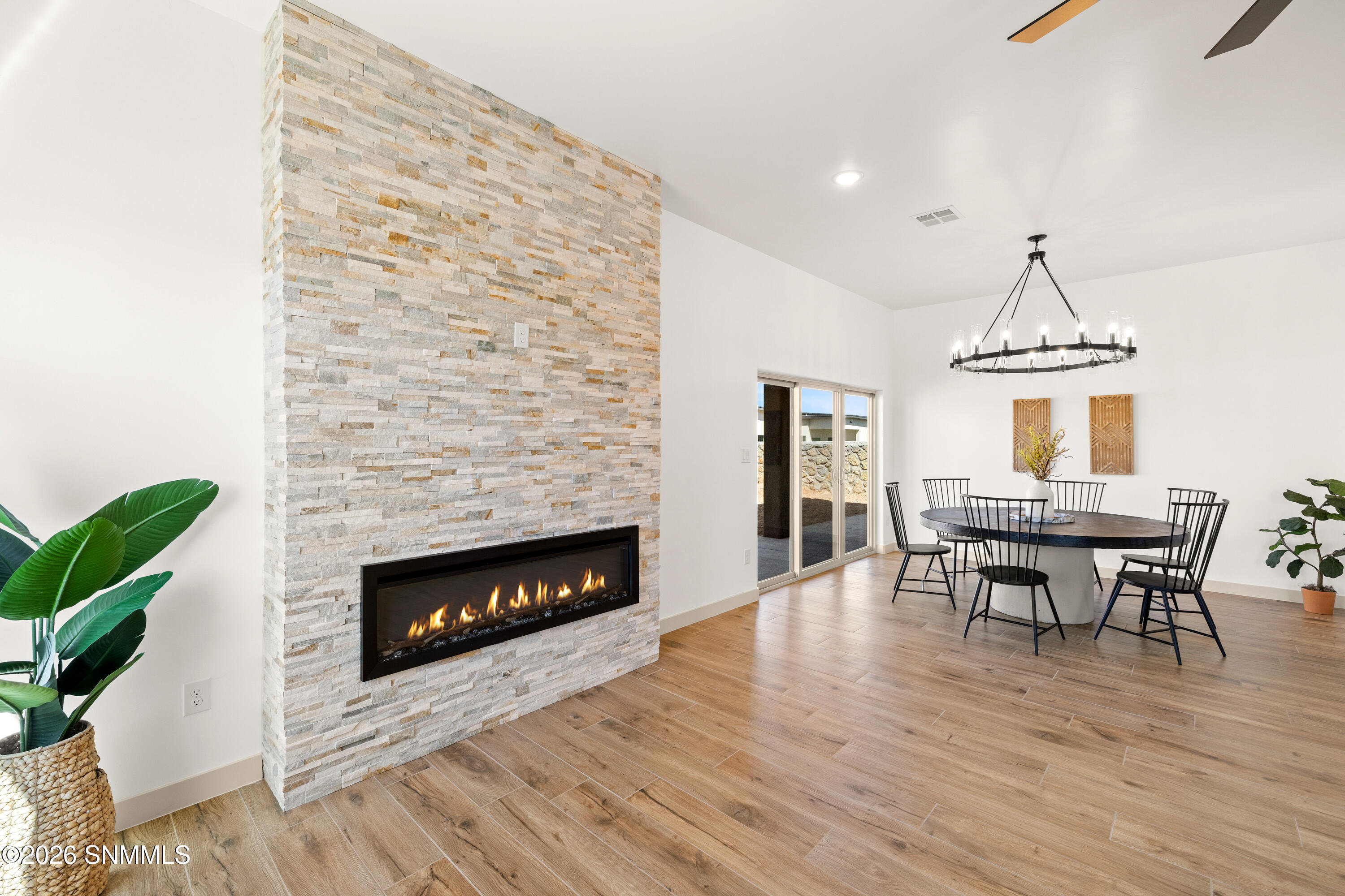 3631-Cardinal-MLS-Camera-Guy-51