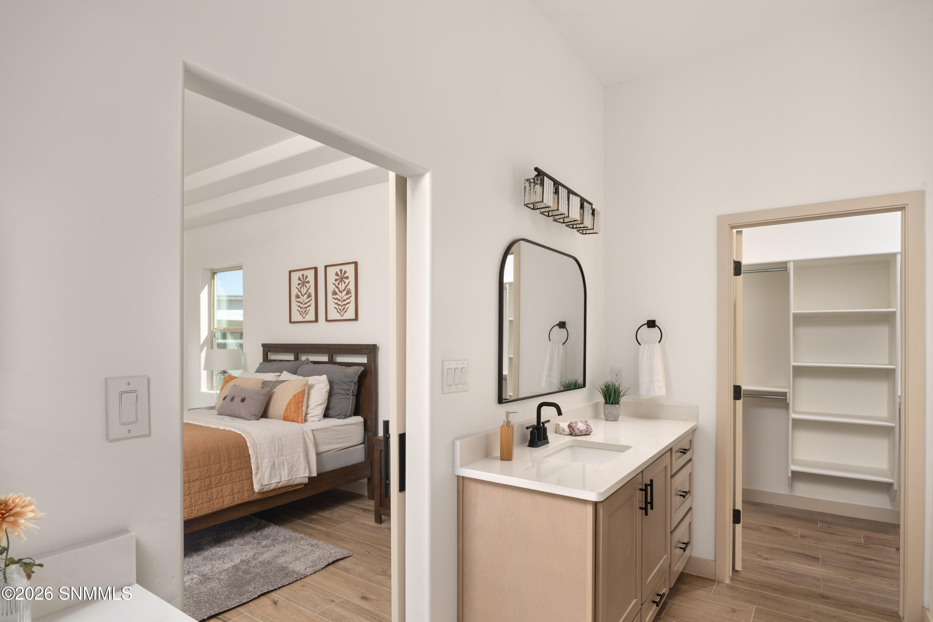 3631-Cardinal-MLS-Camera-Guy-35