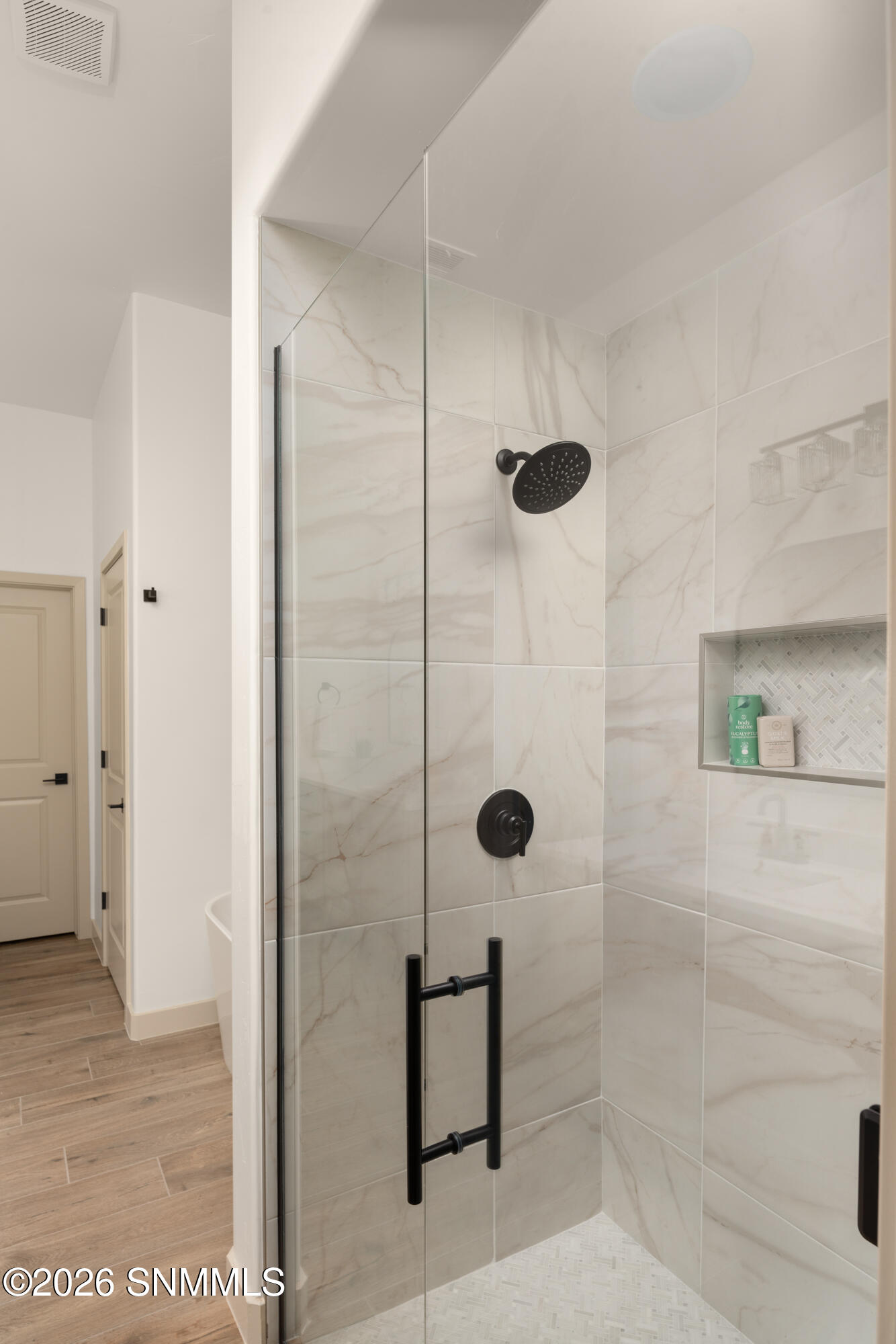 3631-Cardinal-MLS-Camera-Guy-36