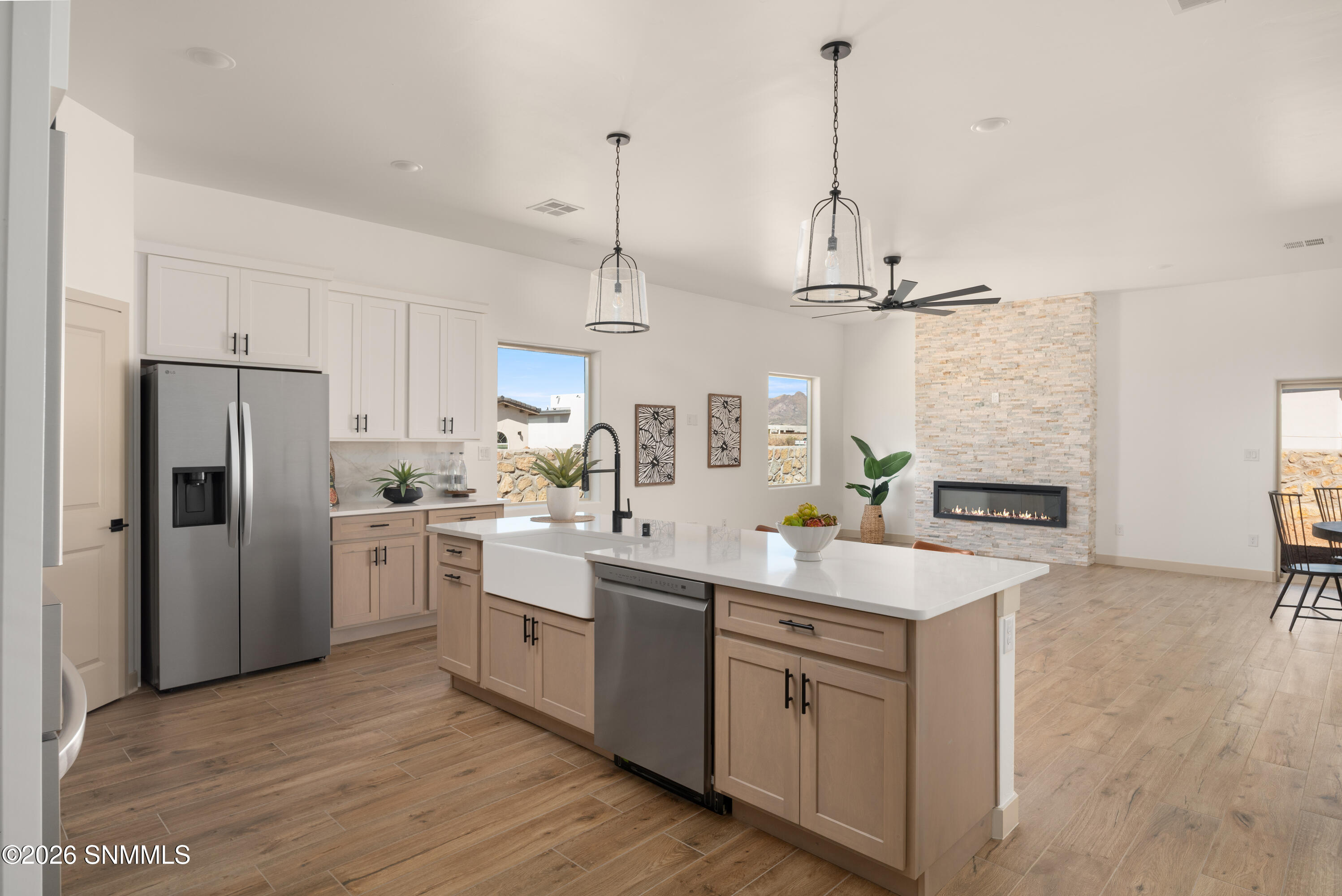 3631-Cardinal-MLS-Camera-Guy-10