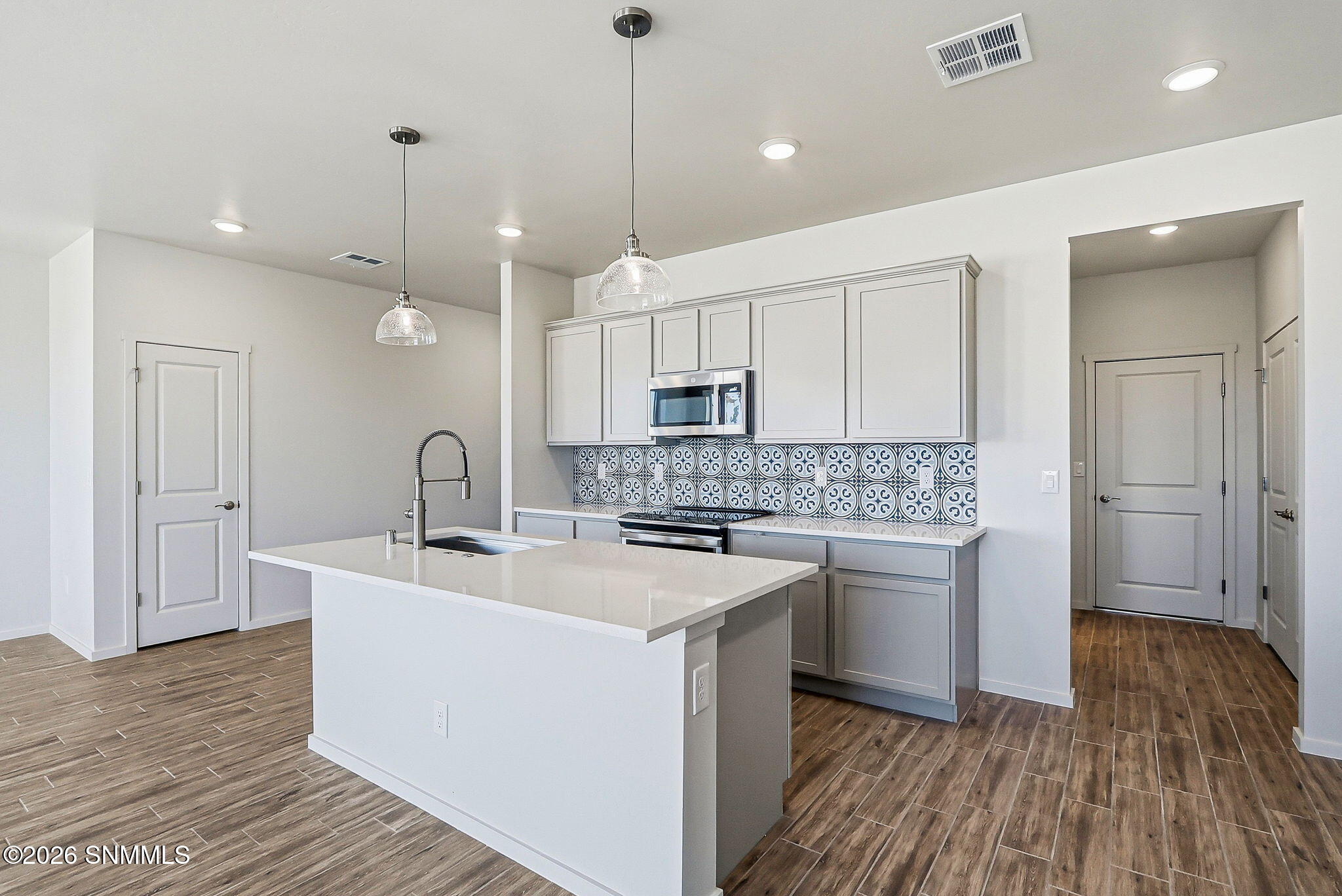 46-web-or-mls-46-print-IMG_9963