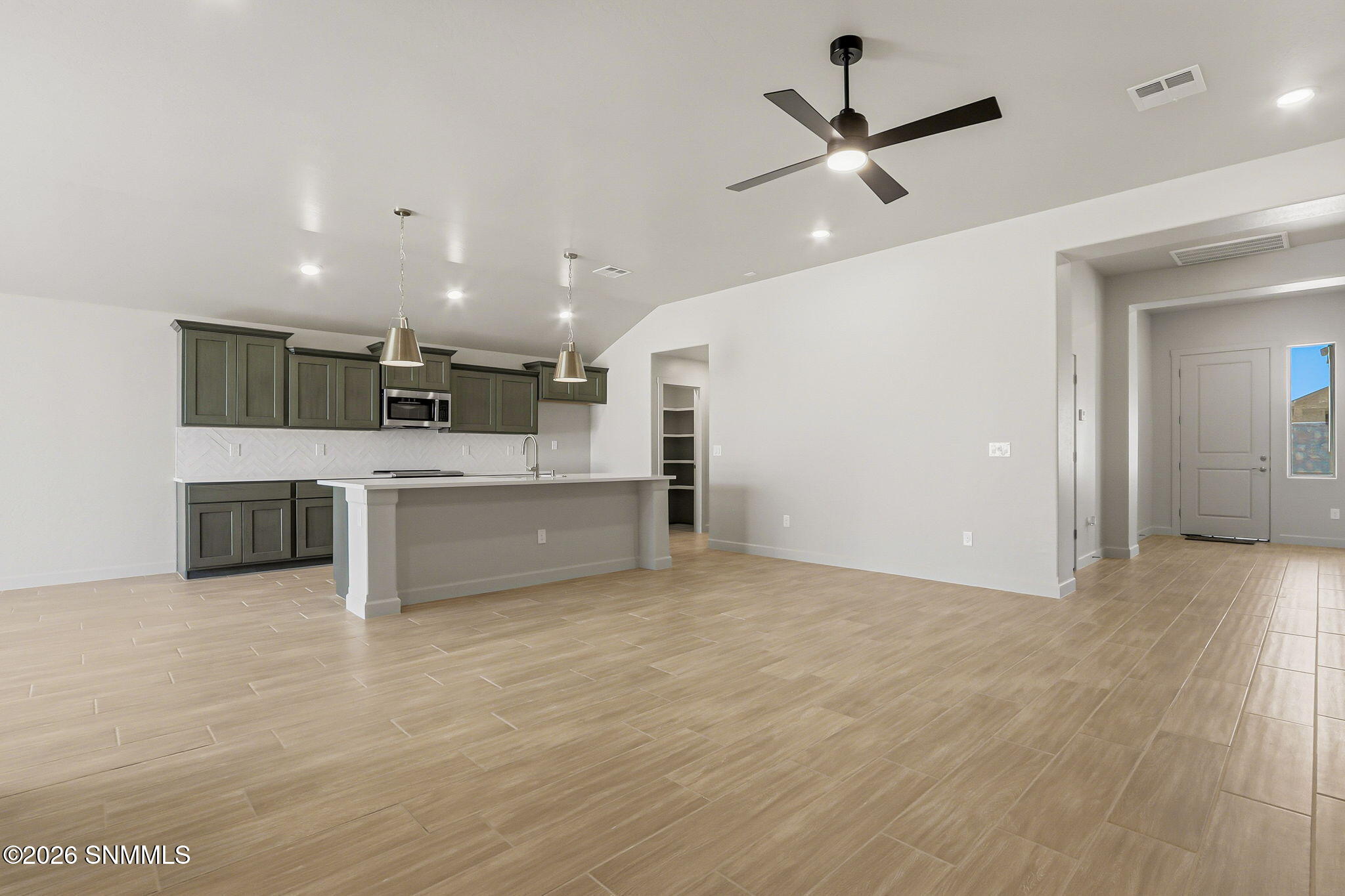 14-web-or-mls-14-print-IMG_9512_1