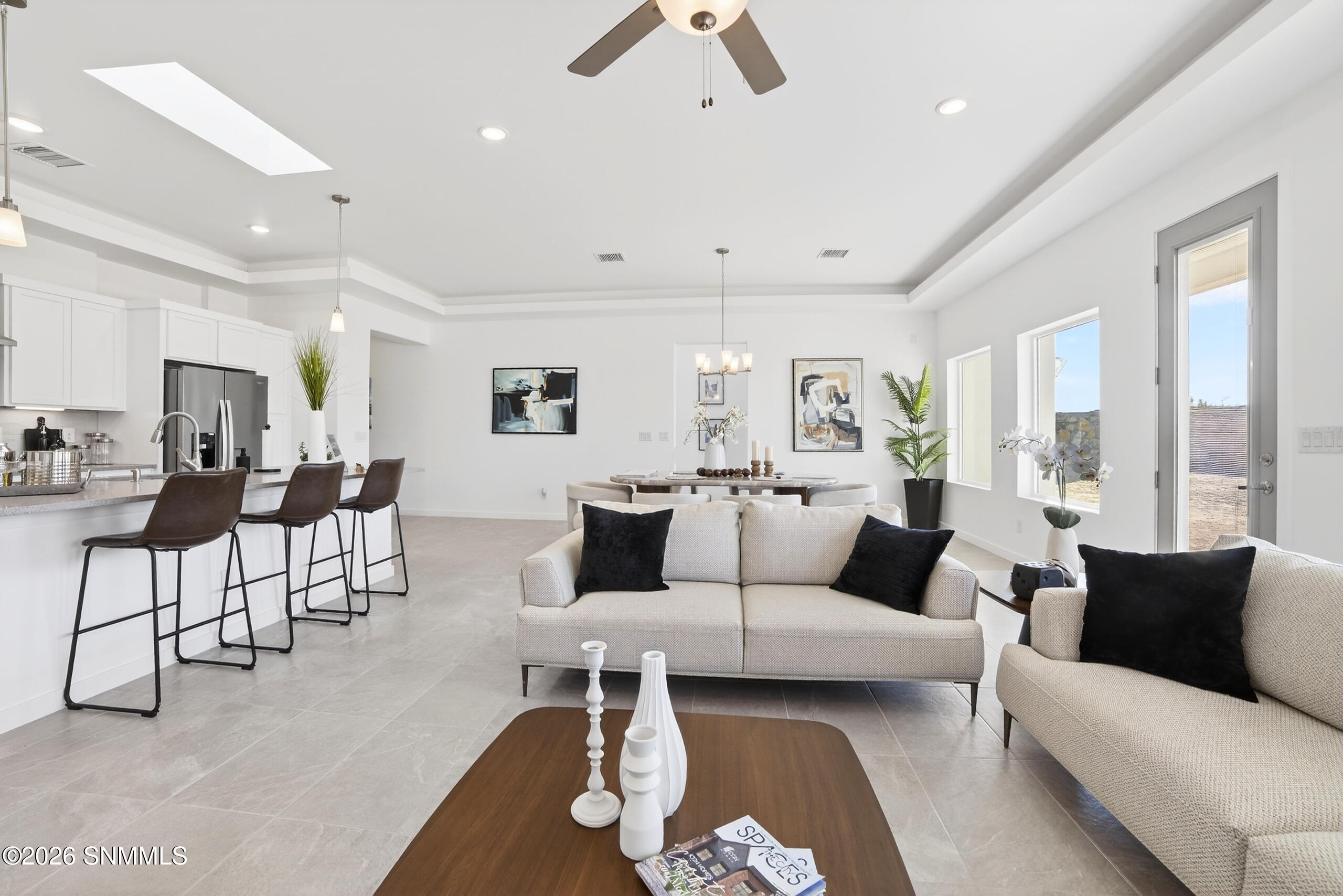 E-3 = 3625 SPRINGHAVEN MLS PIX-16