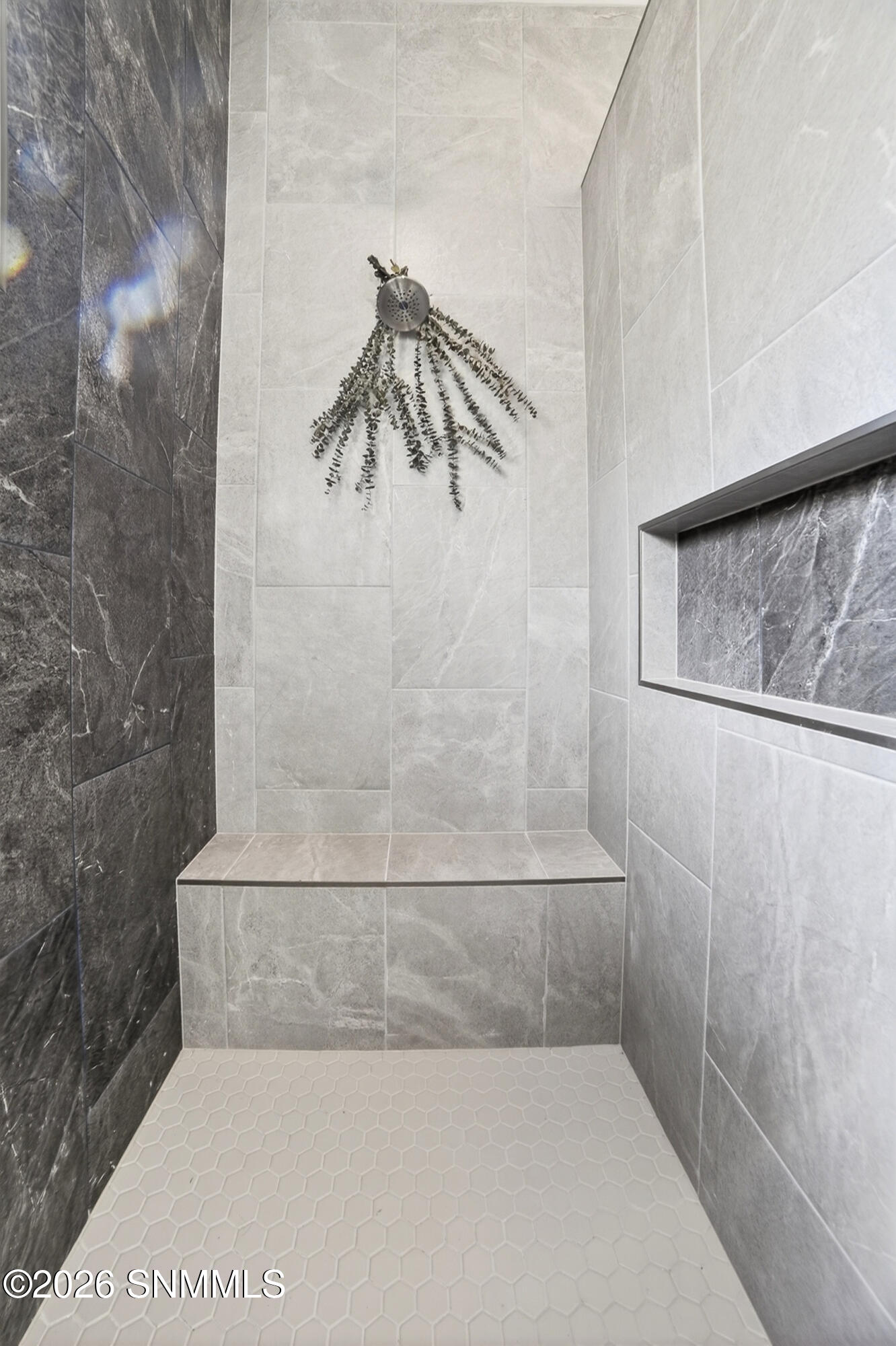 E-3 = 3625 SPRINGHAVEN MLS PIX-25