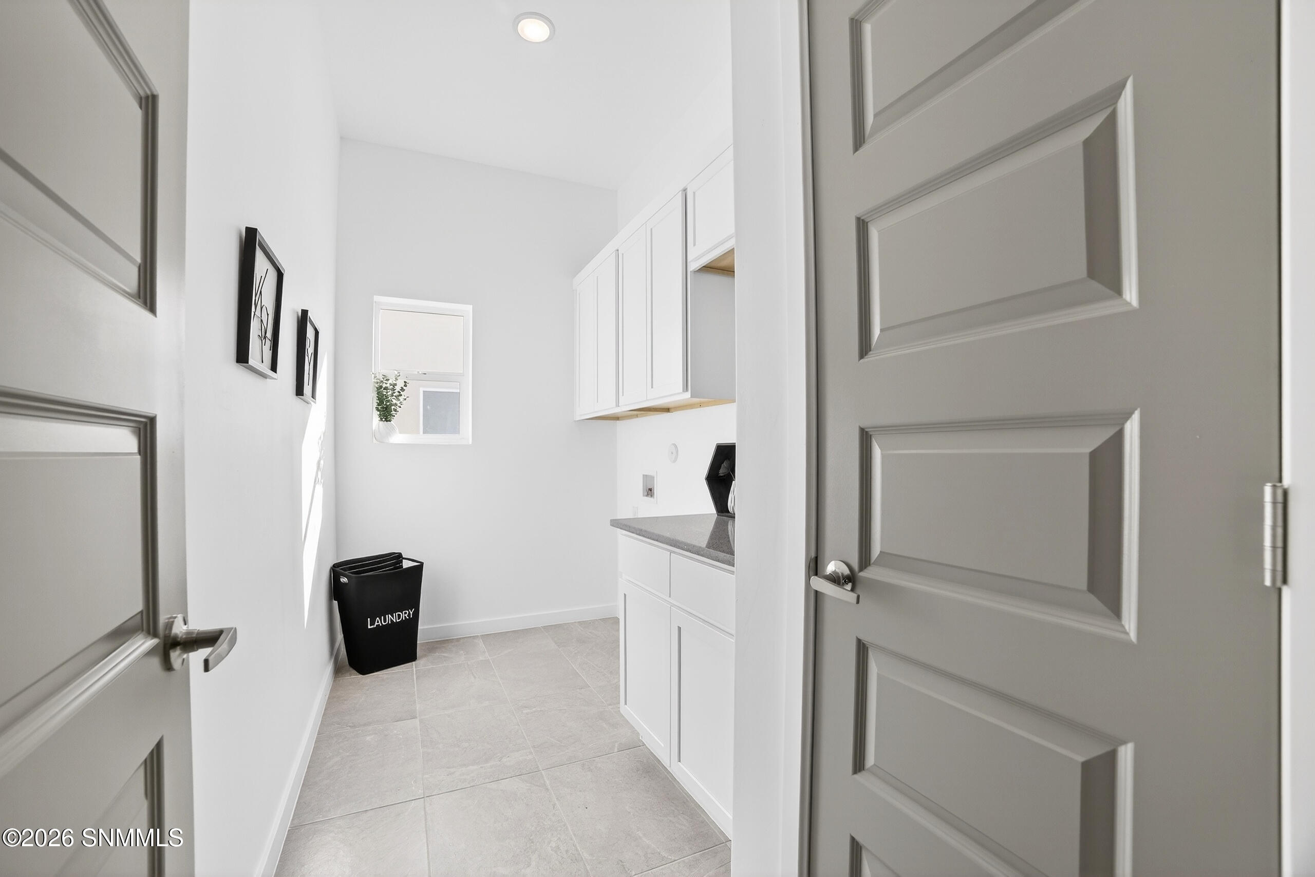 E-3 = 3625 SPRINGHAVEN MLS PIX-33