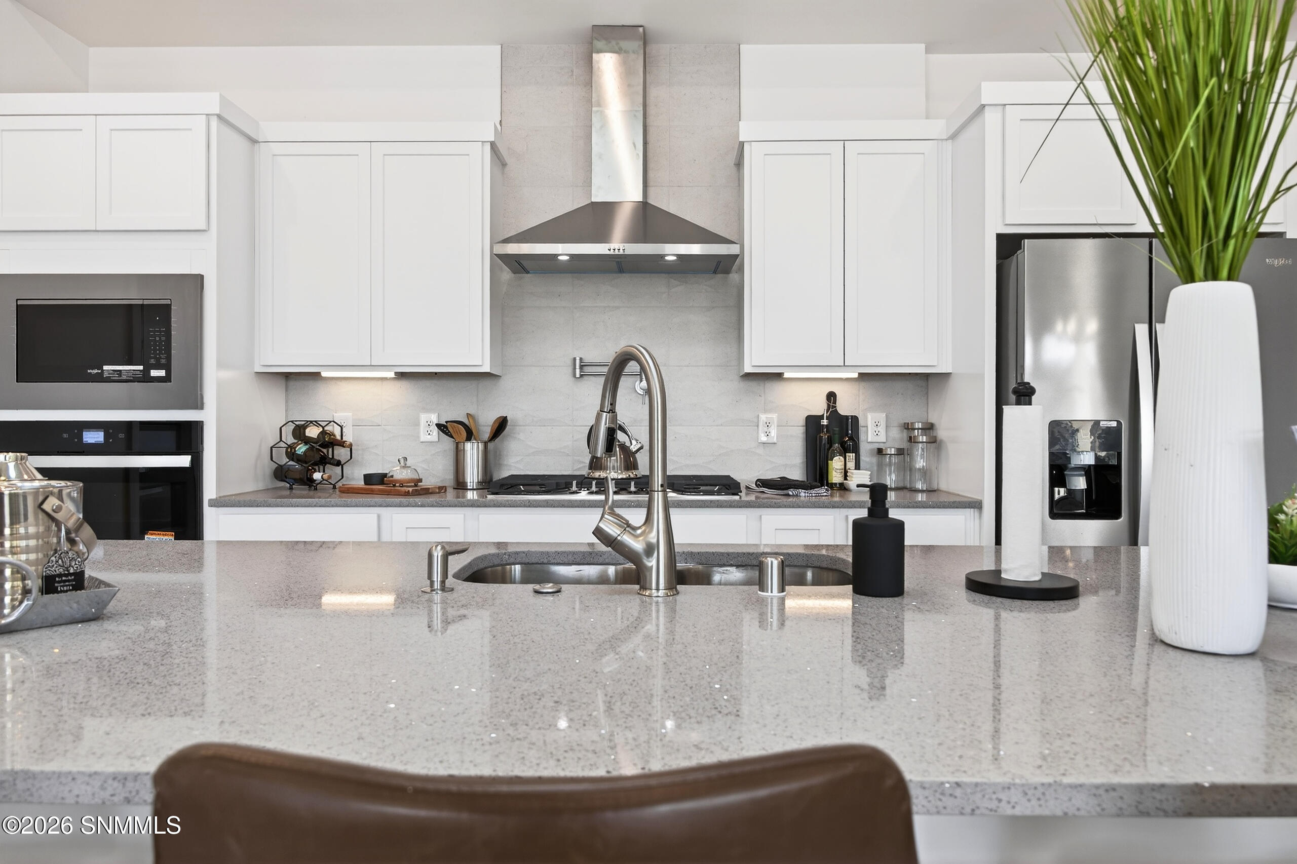 E-3 = 3625 SPRINGHAVEN MLS PIX-9