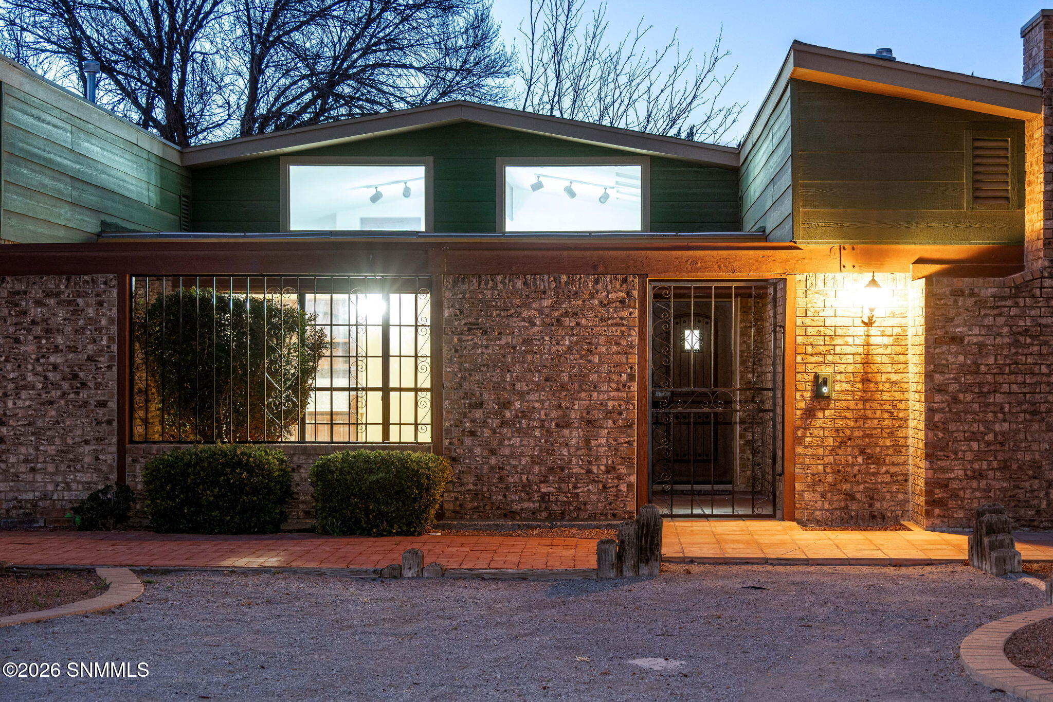 3-web-or-mls-Snappin Homes (TresPinos208