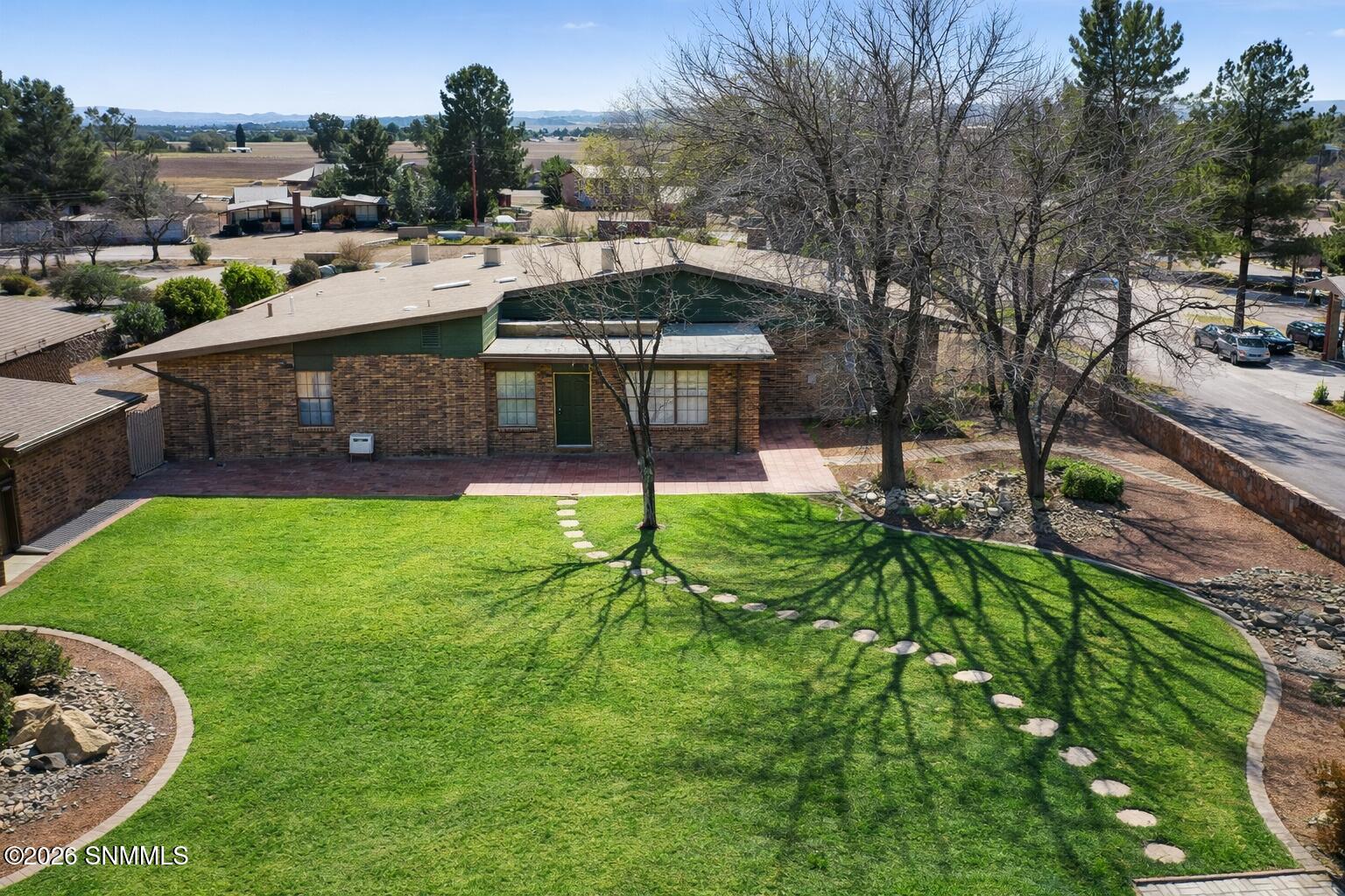 A5B32C4E-8097-4F3F-8546-1AE60E235D34