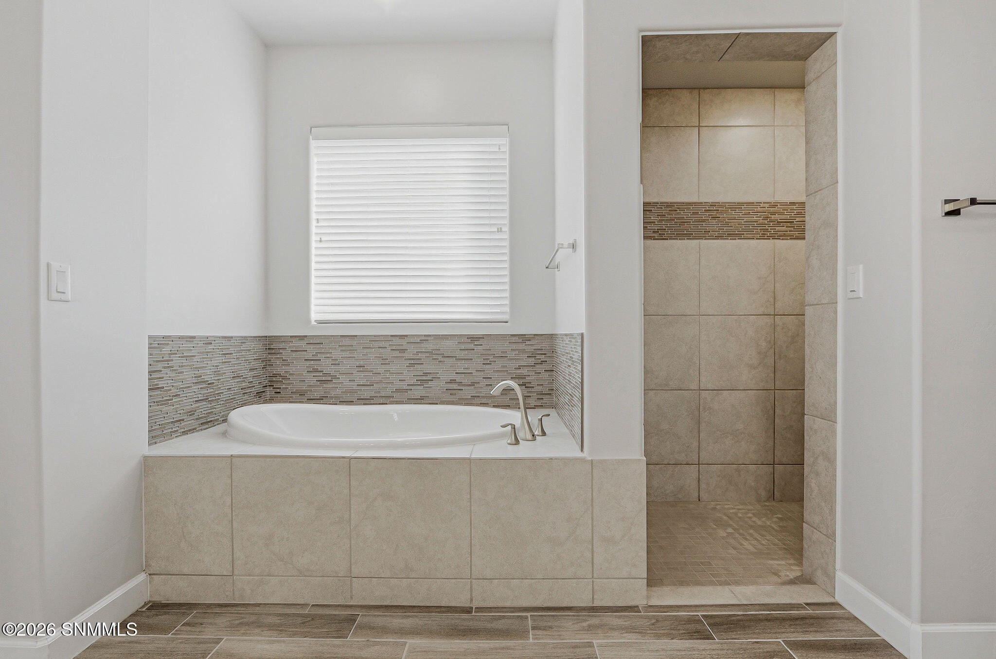 25-web-or-mls-IMG_8932