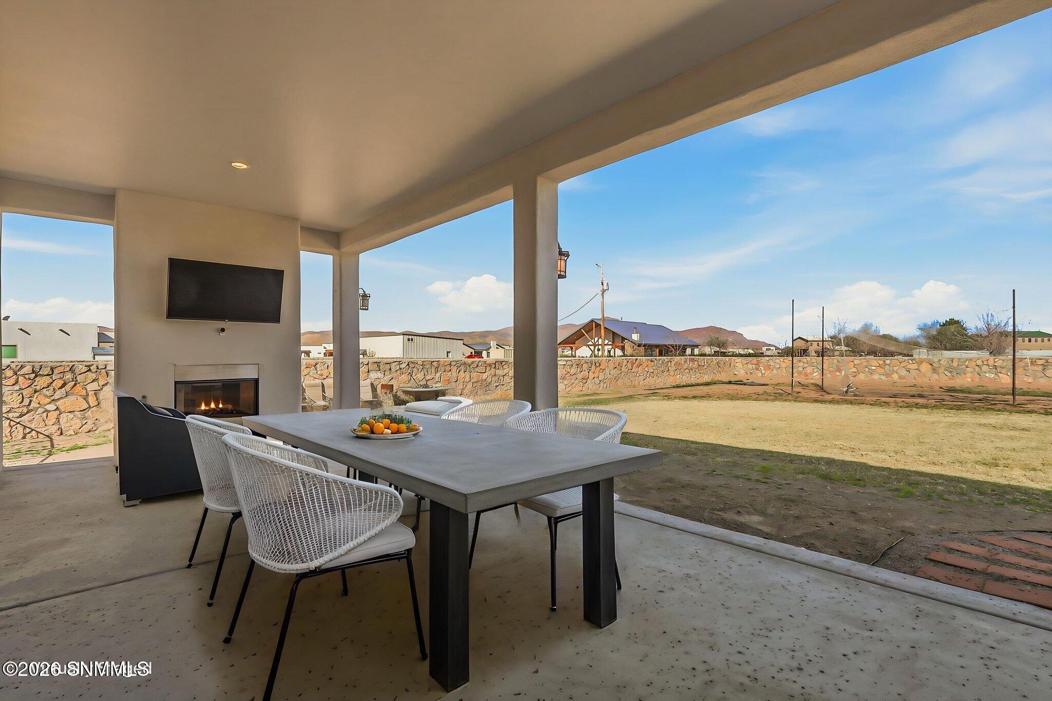 40-web-or-mls-IMG_9030 virtually staged