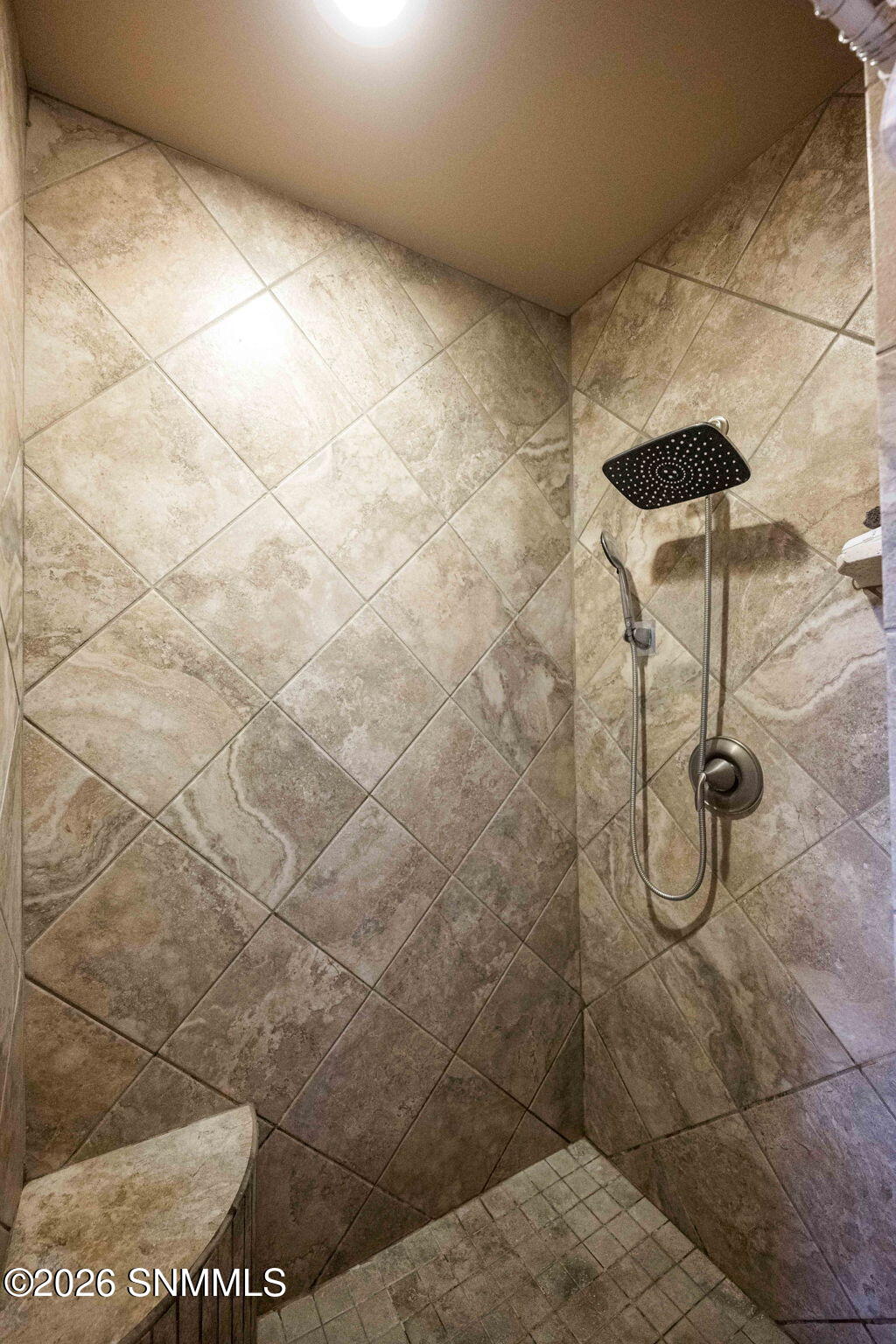 33-web-or-mls-Snappin Homes (SantaSabina