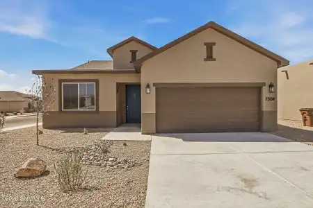 7309 Bedford Avenue, Las Cruces, New Mexico 88012, 4 Bedrooms Bedrooms, ,2 BathroomsBathrooms,Residential,For Sale,Bedford,2600834