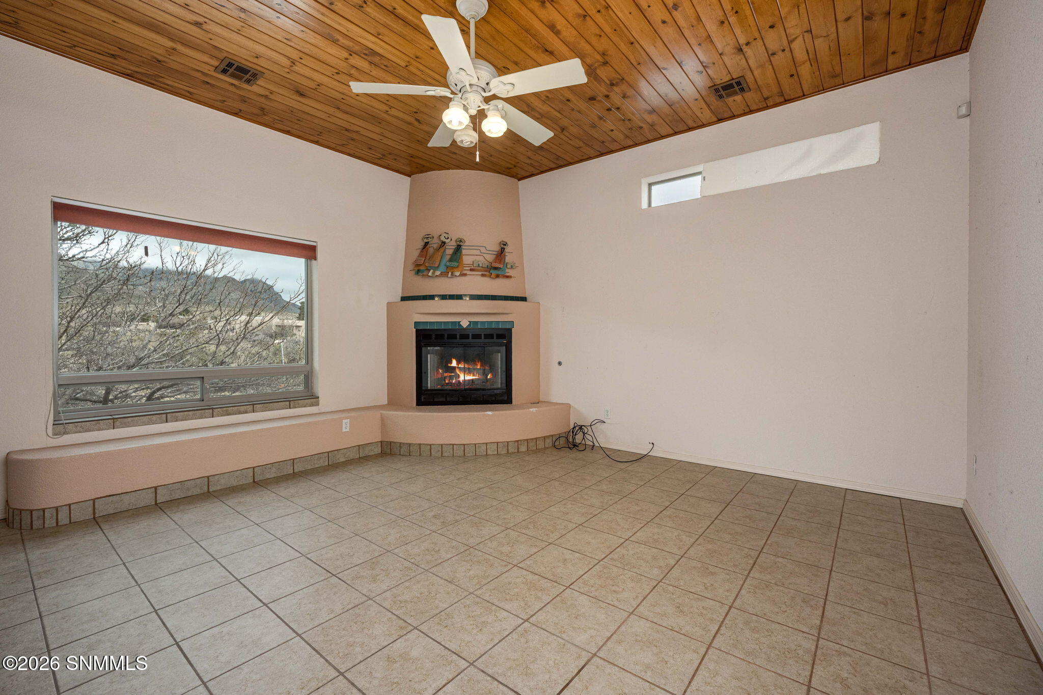 25-web-or-mls-Snappin Homes (BaylorCanyo