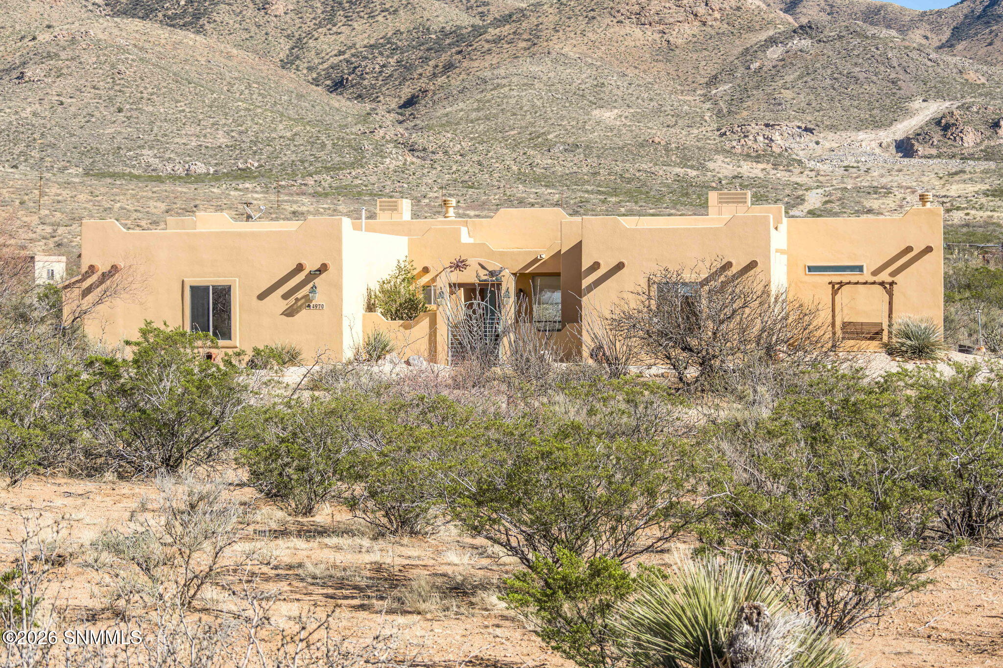 3-web-or-mls-Snappin Homes (BaylorCanyon