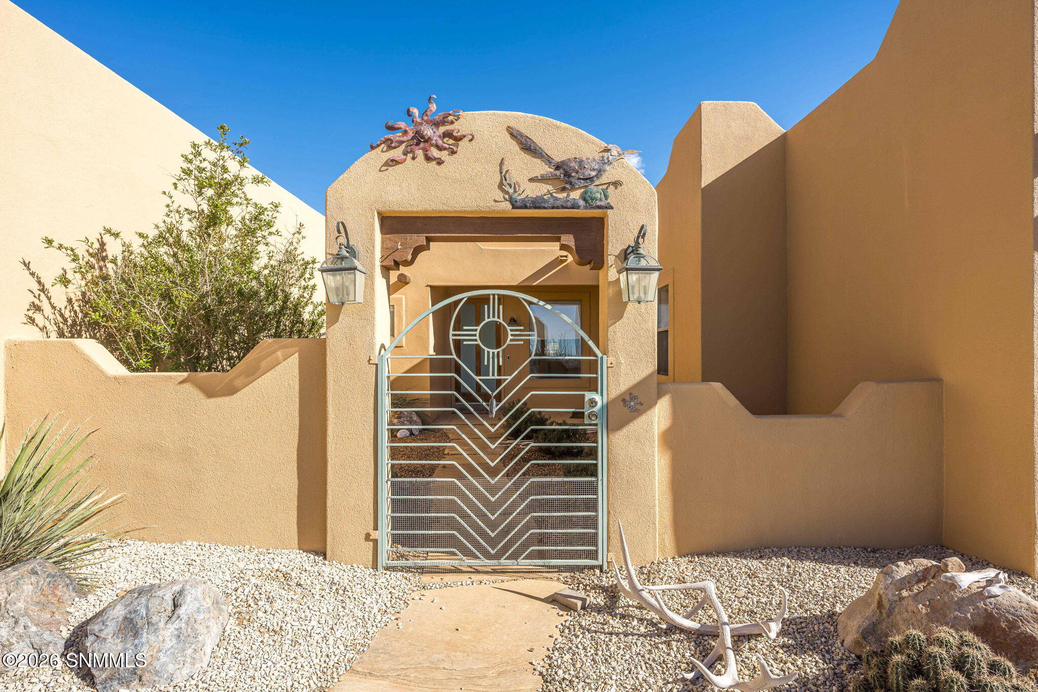 7-web-or-mls-Snappin Homes (BaylorCanyon