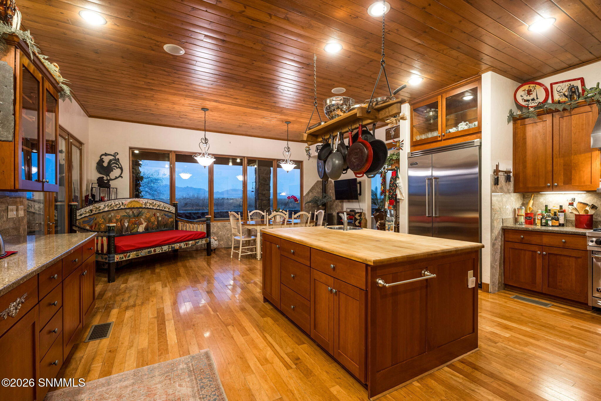 24-web-or-mls-Snappin Homes (MesillaHill