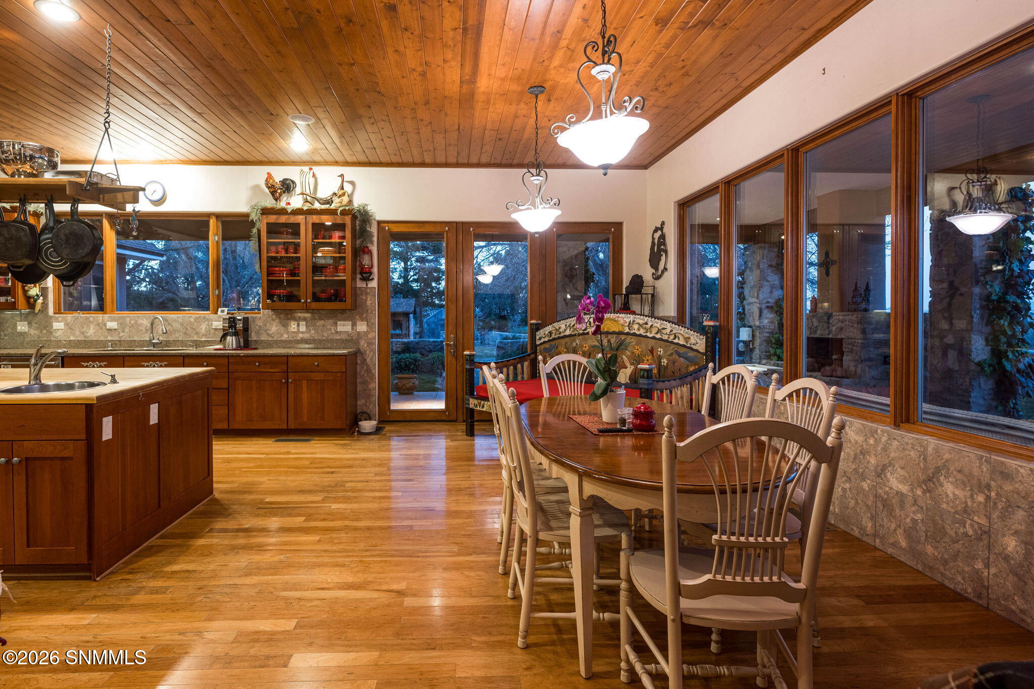 26-web-or-mls-Snappin Homes (MesillaHill