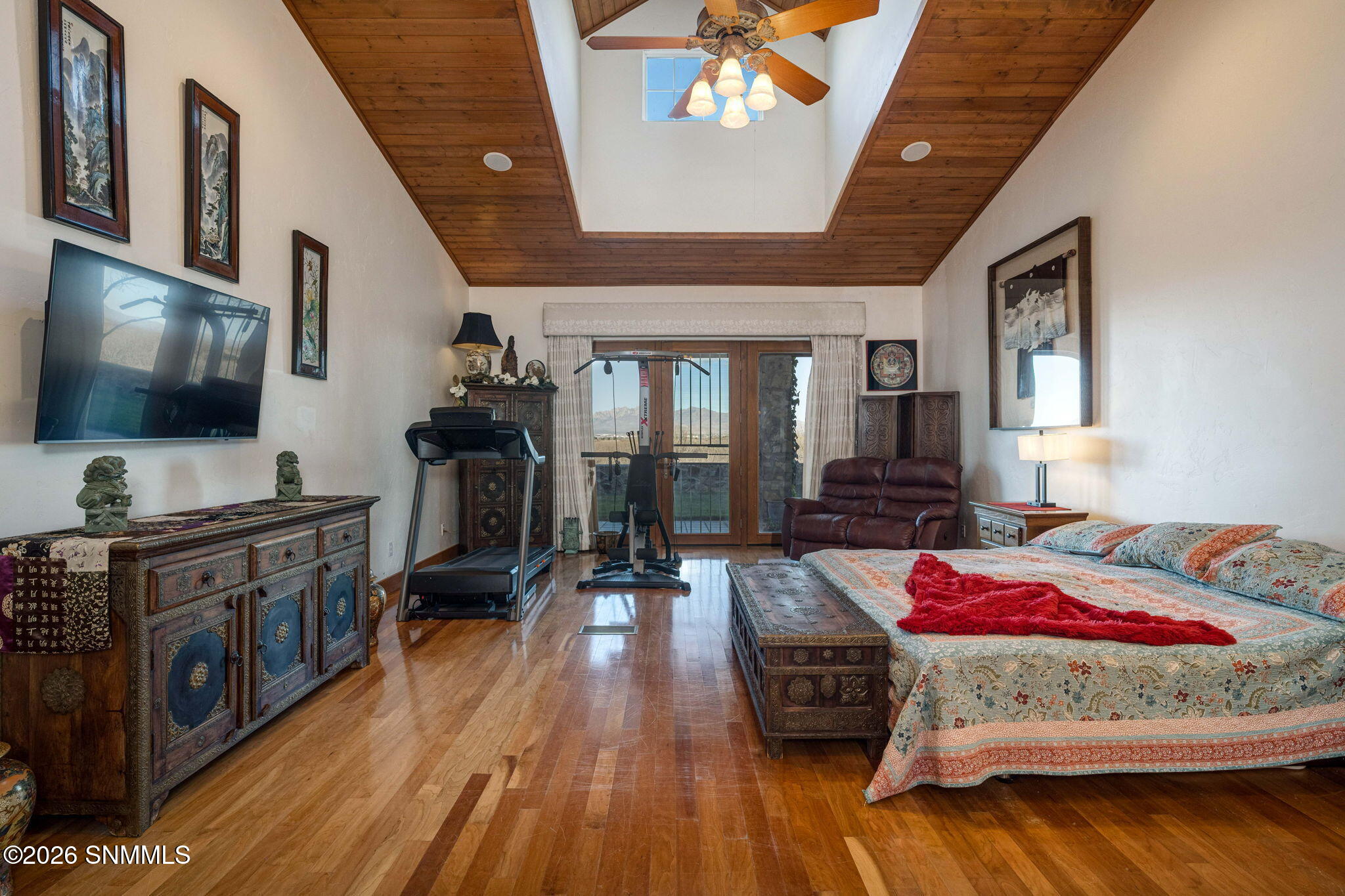 28-web-or-mls-Snappin Homes (MesillaHill