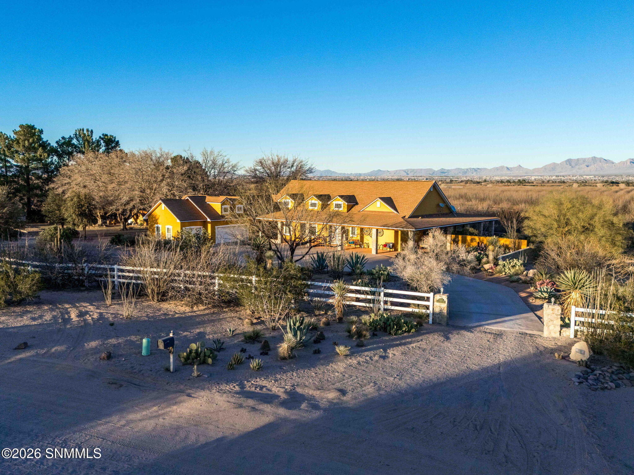 86-web-or-mls-Snappin Homes (MesillaHill