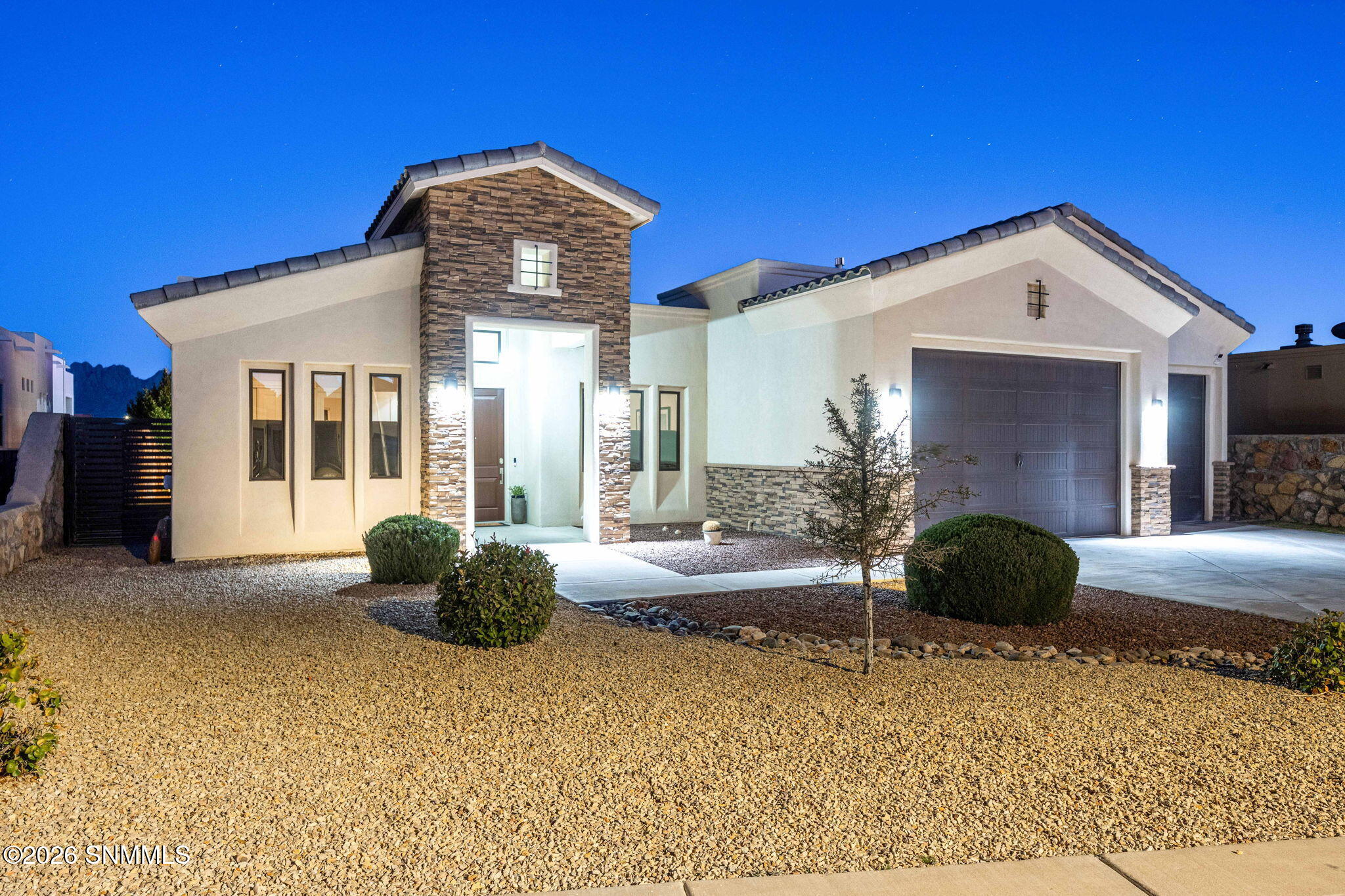 2-web-or-mls-Snappin Homes (PurpleSage43