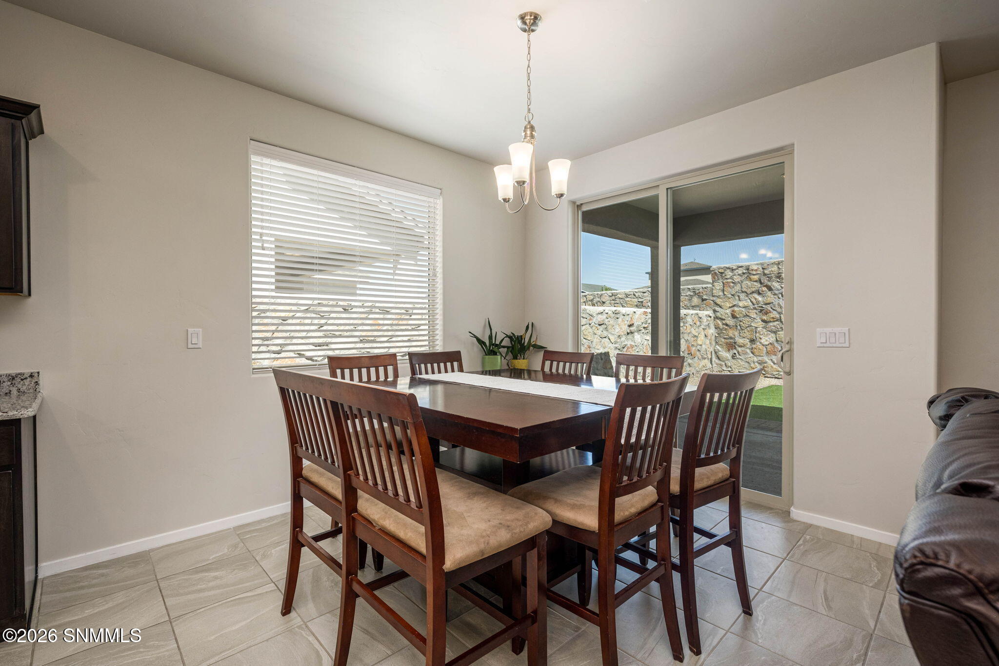 16-web-or-mls-Snappin Homes (AlamoCanyon