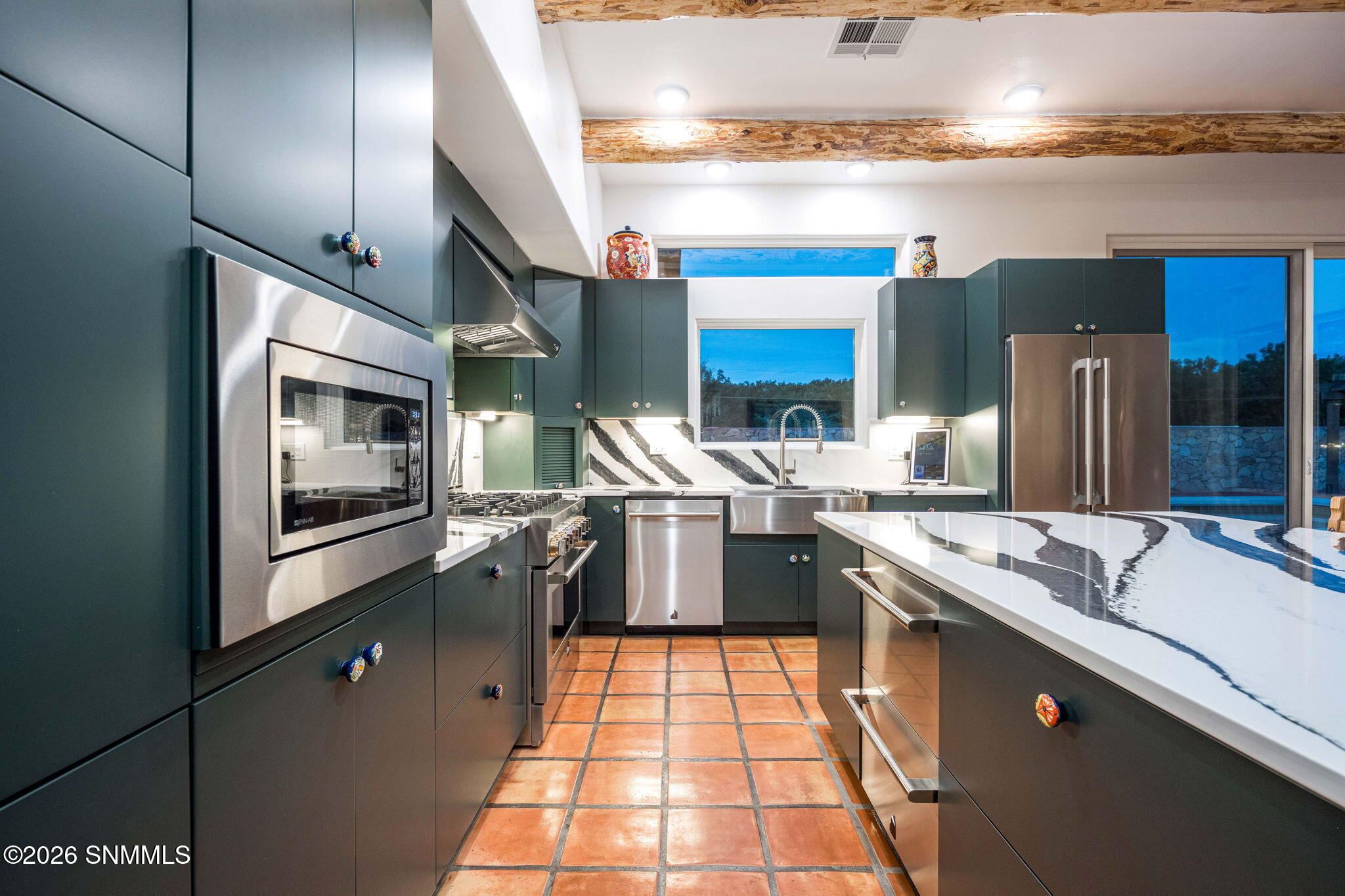 35-web-or-mls-Snappin Homes (Estrada3070