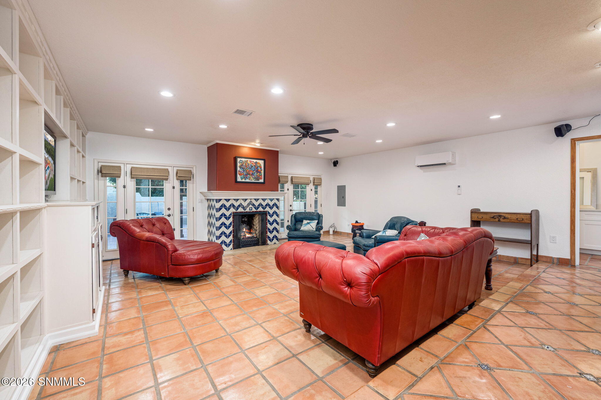 66-web-or-mls-Snappin Homes (Estrada3070