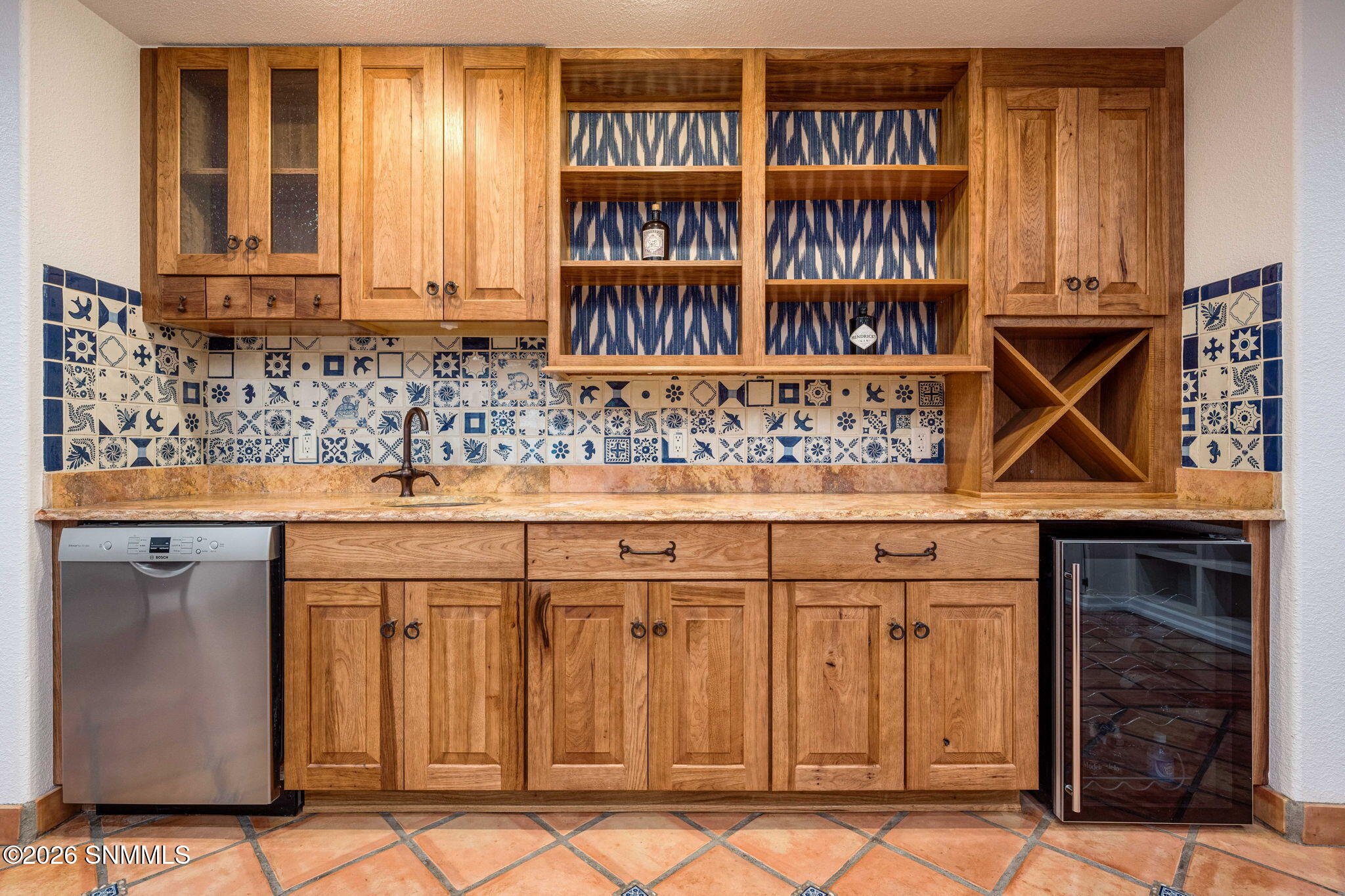 75-web-or-mls-Snappin Homes (Estrada3070