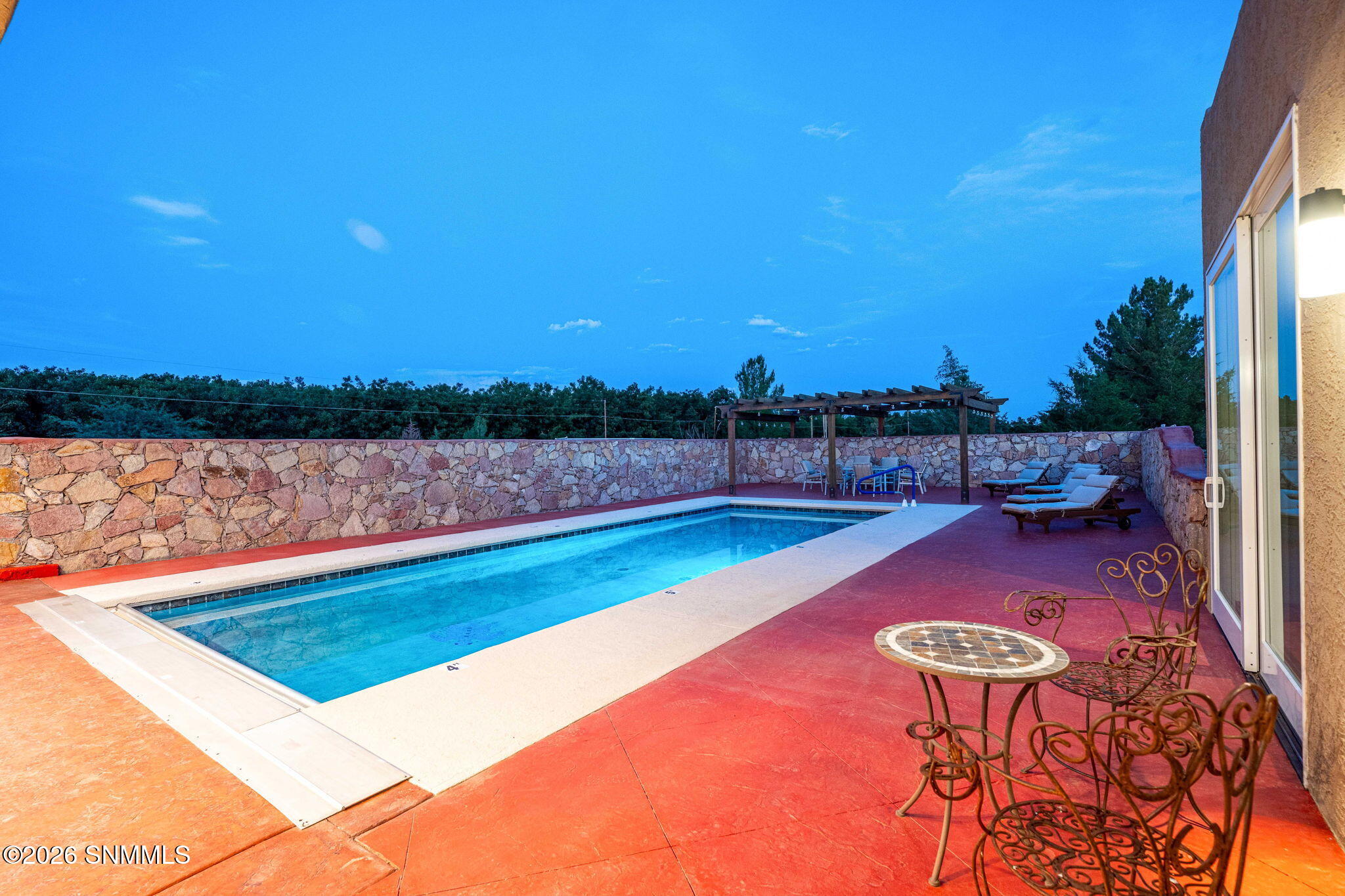 80-web-or-mls-Snappin Homes (Estrada3070