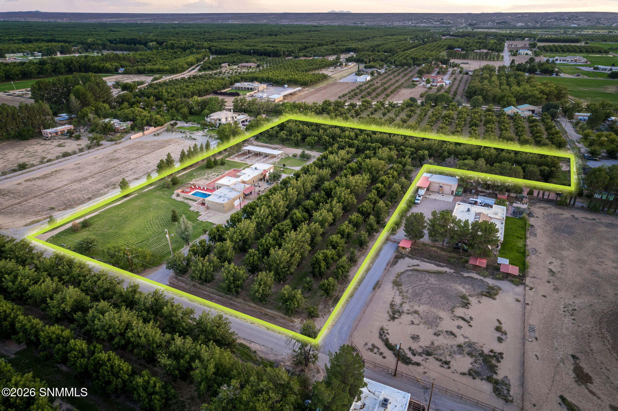 15-web-or-mls-Snappin Homes (Estrada3070