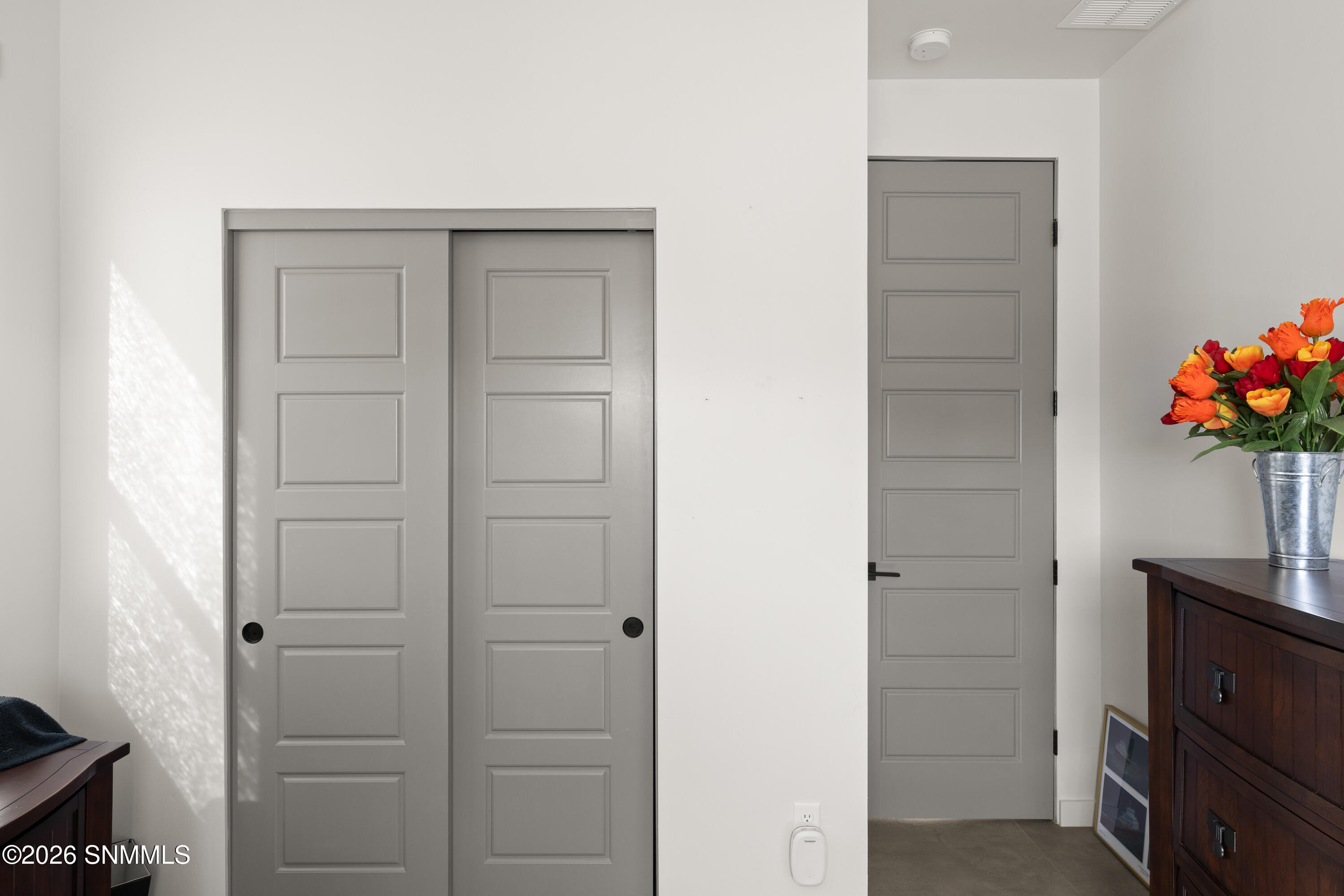 6001-High-Plains-MLS-Camera-Guy-13