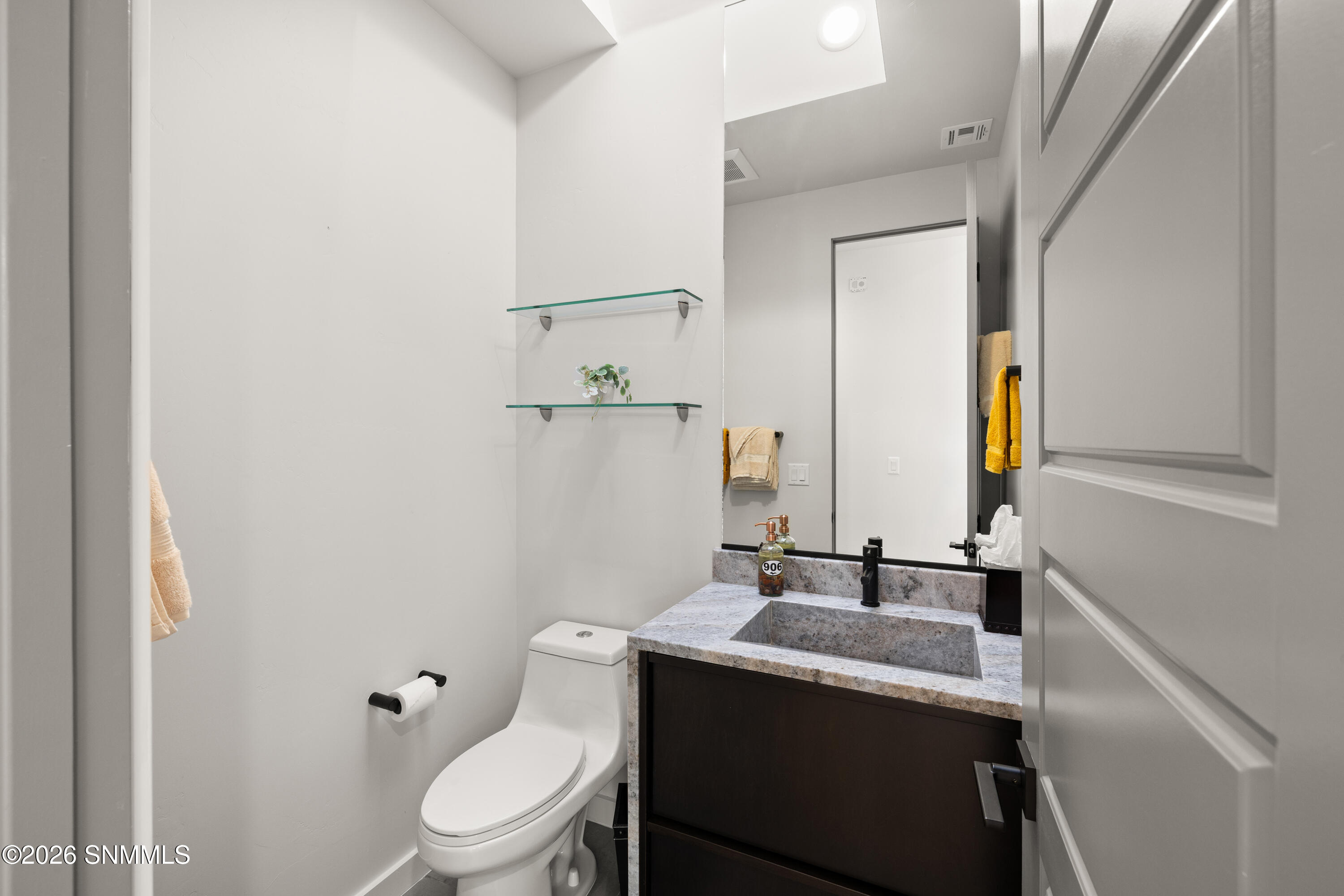 6001-High-Plains-MLS-Camera-Guy-14