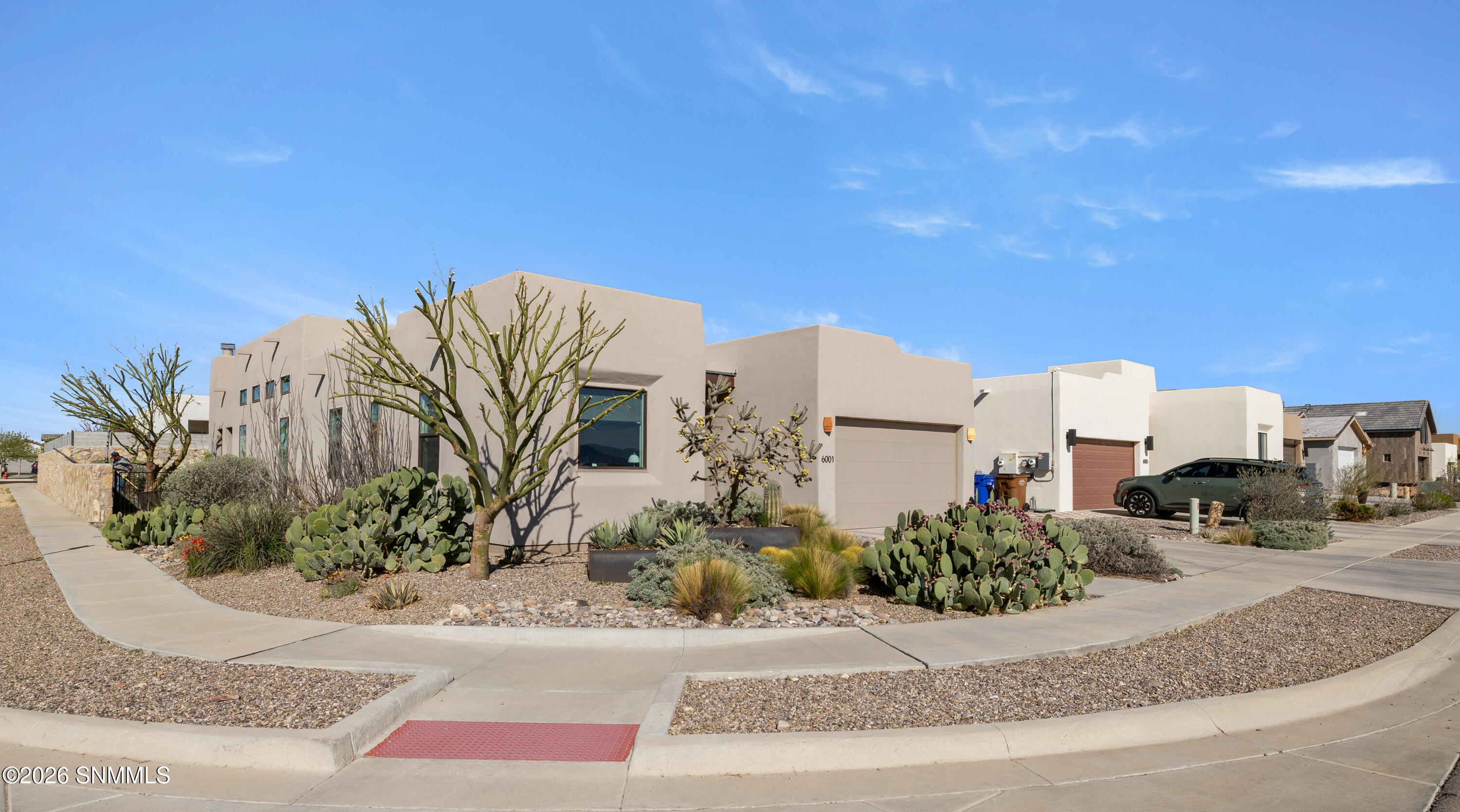 6001-High-Plains-MLS-Camera-Guy-3