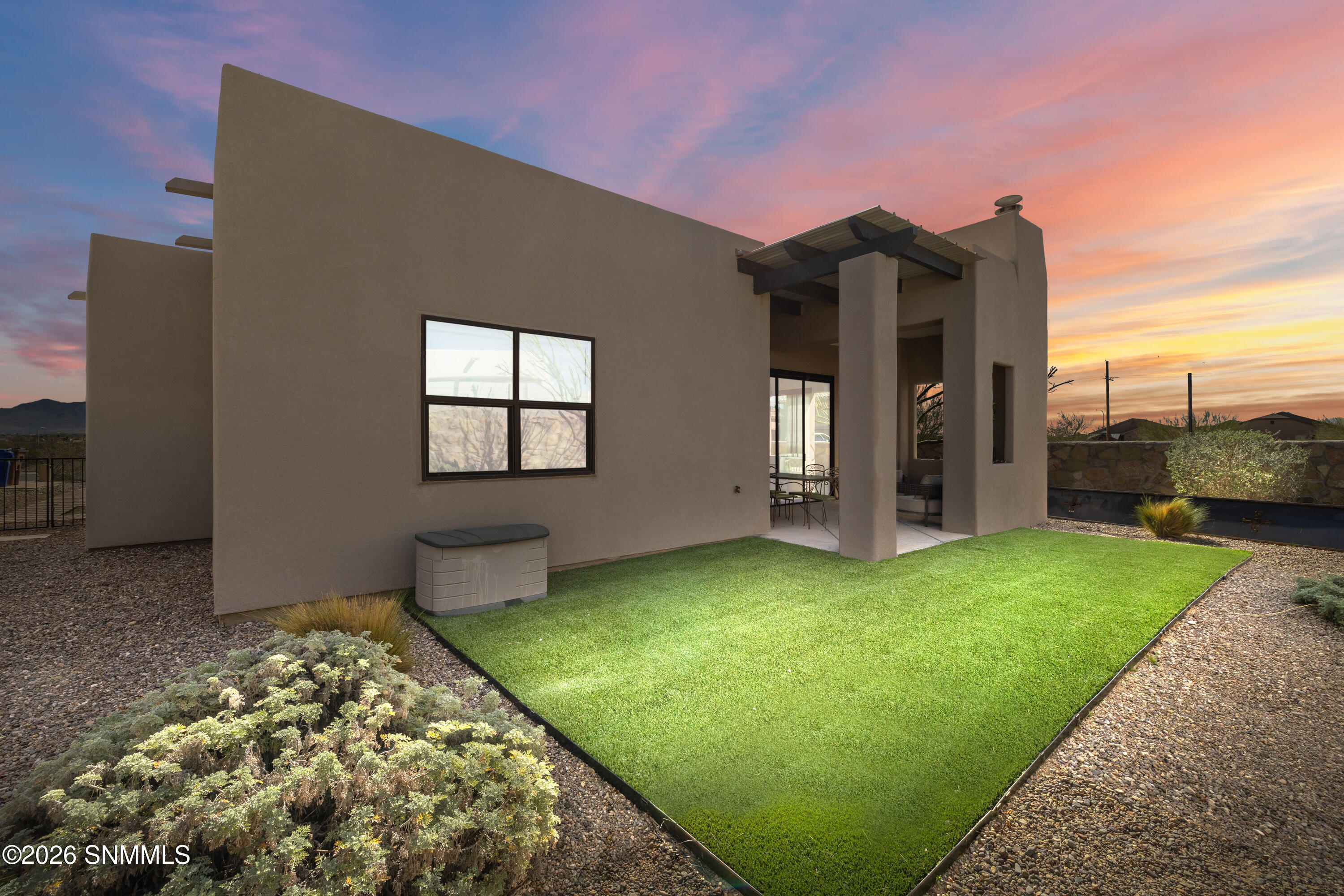 6001-High-Plains-MLS-Camera-Guy-32