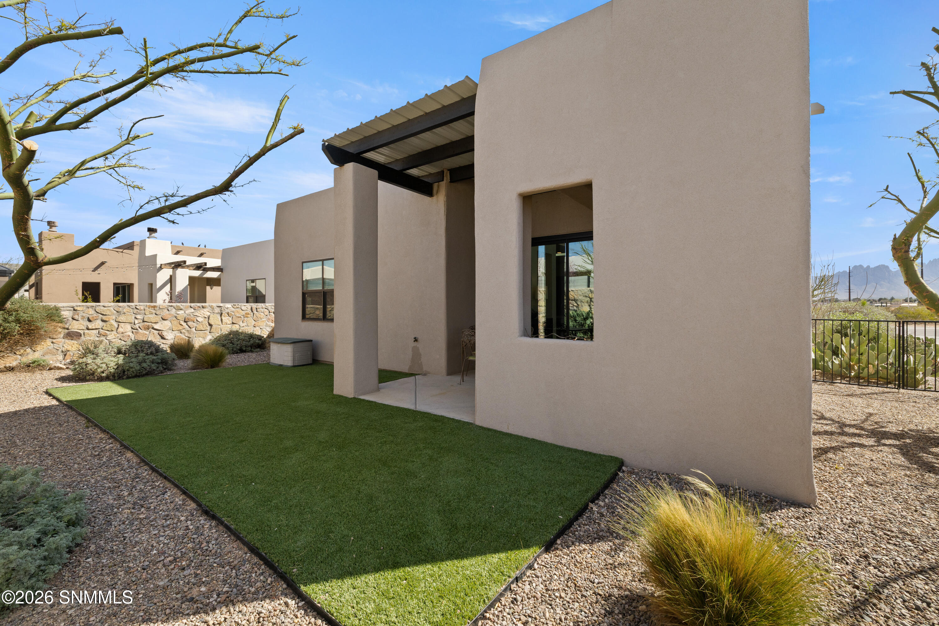 6001-High-Plains-MLS-Camera-Guy-34