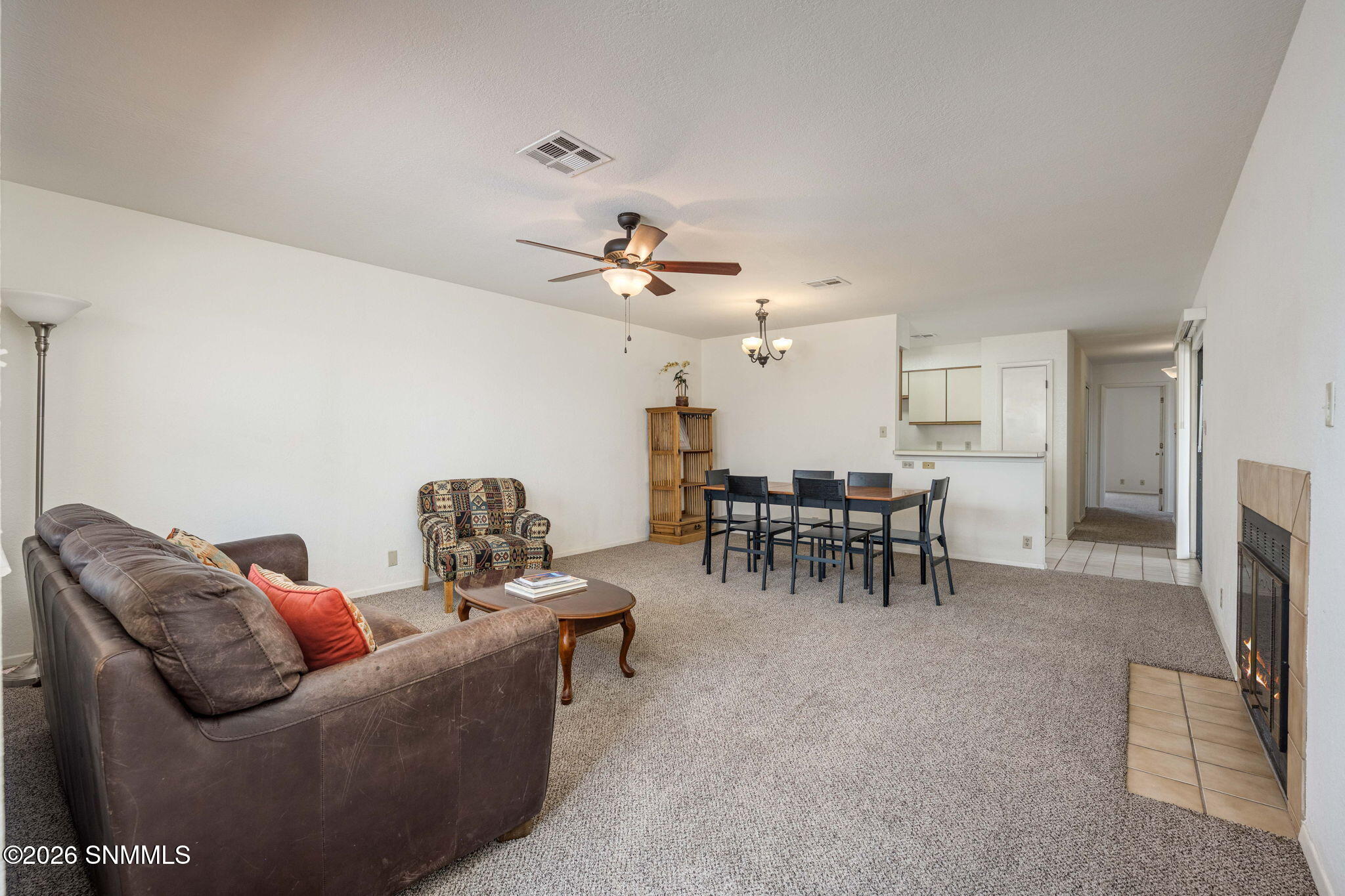 4-web-or-mls-Snappin Homes (Venus3307)-4