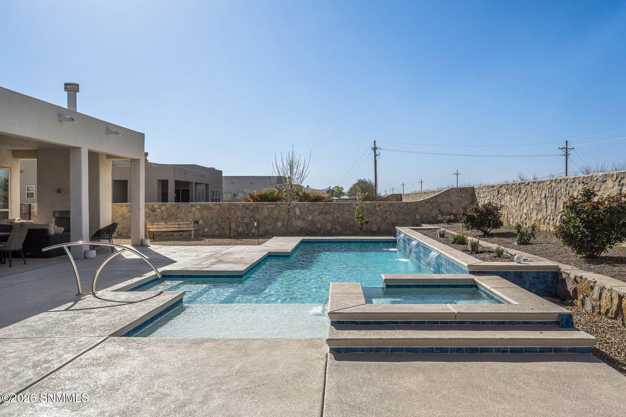 4-web-or-mls-Snappin Homes (Cubalaya7521