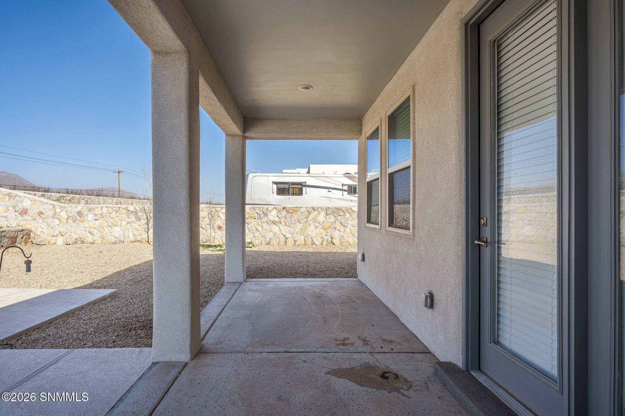 64-web-or-mls-Snappin Homes (Cubalaya752