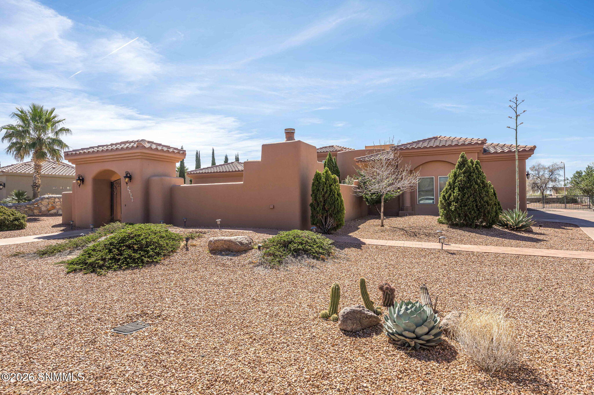 3-web-or-mls-Snappin Homes (Venetian4280