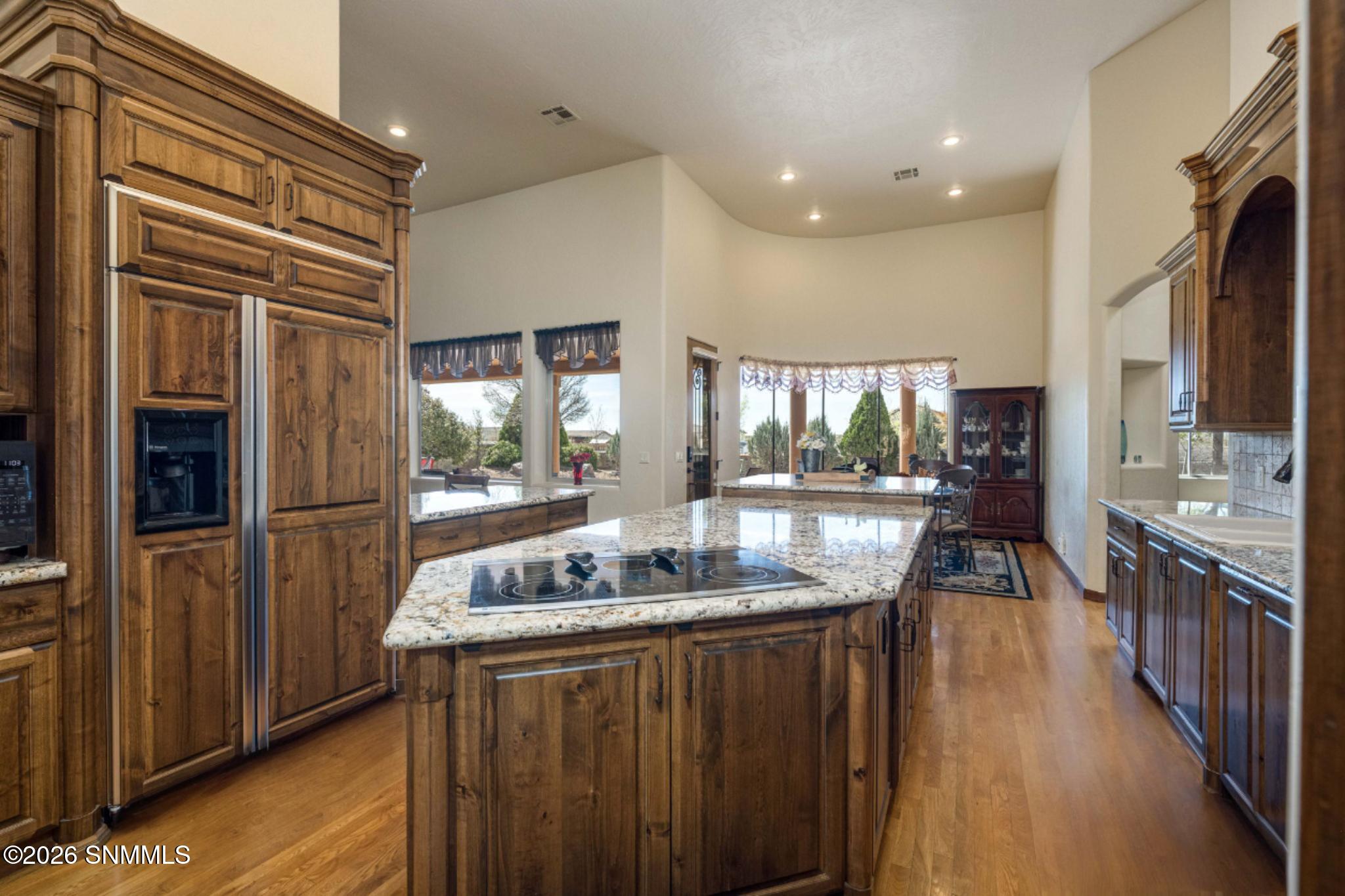 27-web-or-mls-Snappin Homes (Venetian428