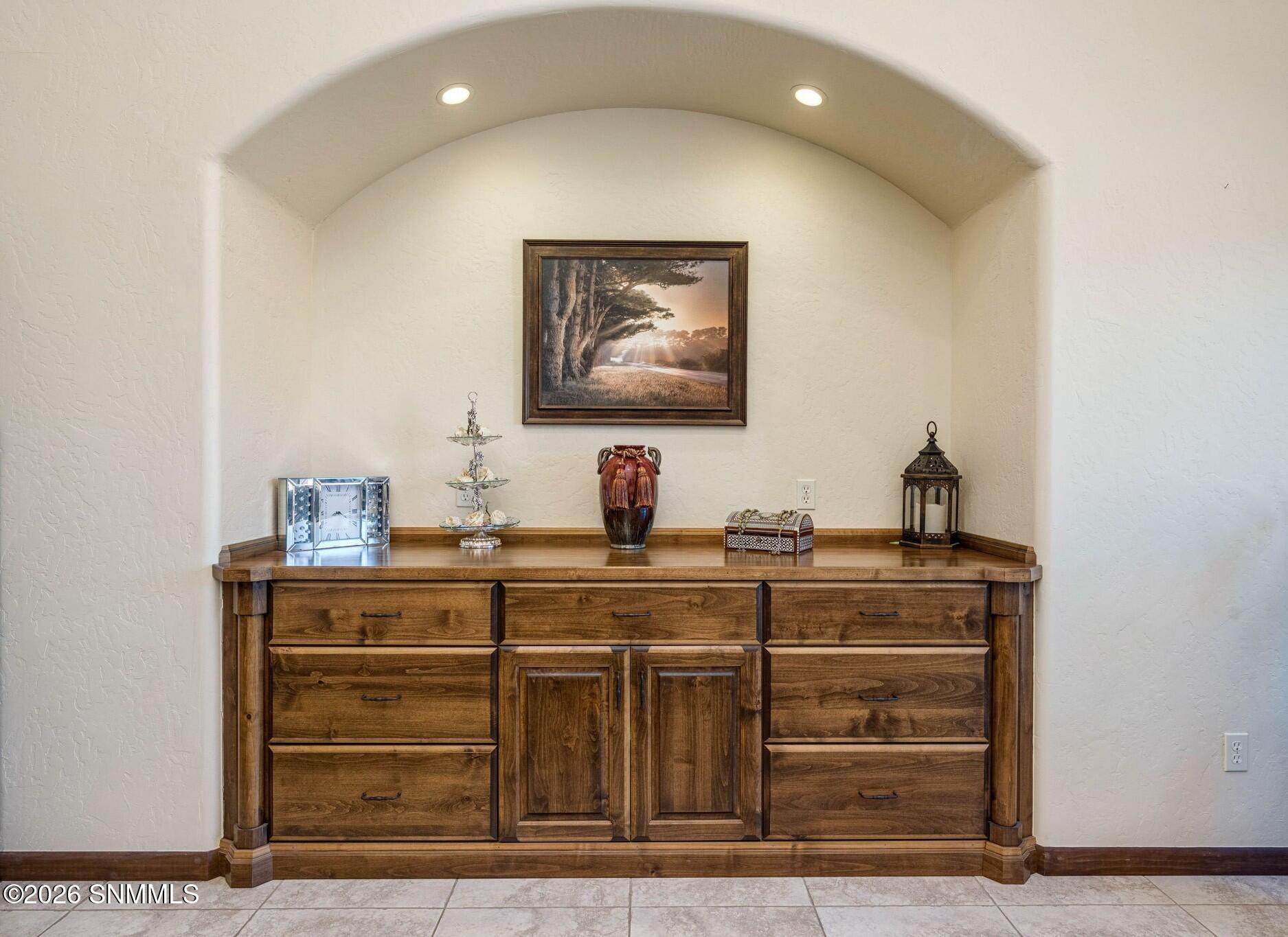 33-web-or-mls-Snappin Homes (Venetian428