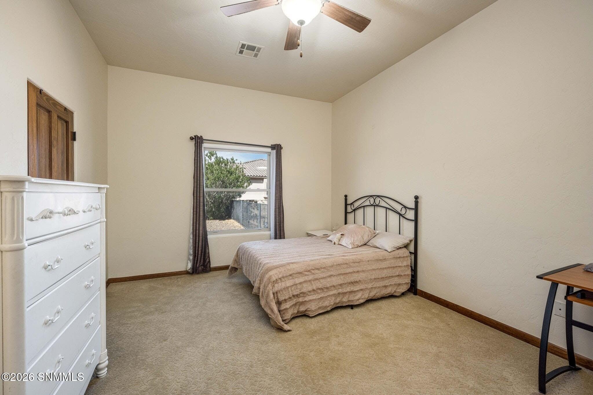 49-web-or-mls-Snappin Homes (Venetian428