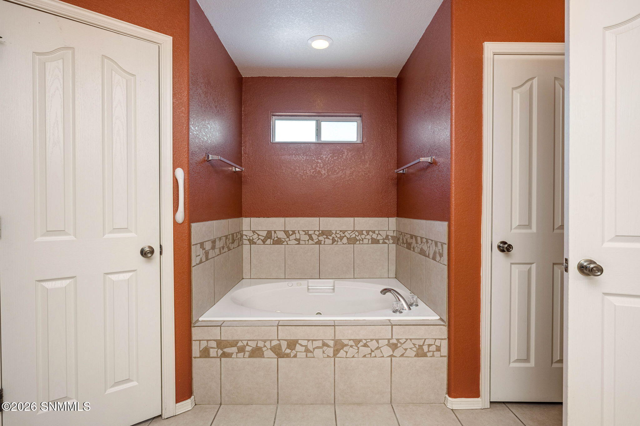 29-web-or-mls-Snappin Homes (Roma3544)-2