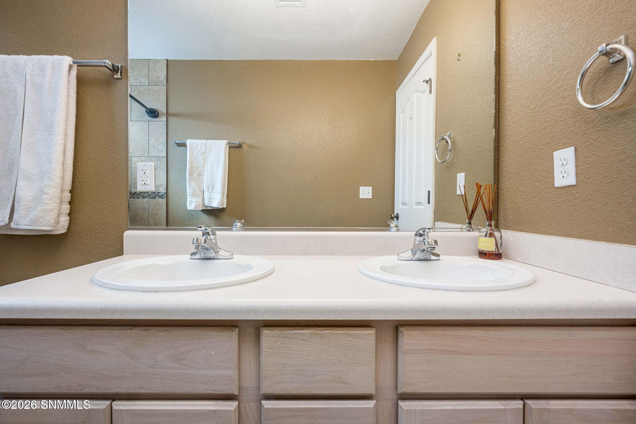 34-web-or-mls-Snappin Homes (Roma3544)-3