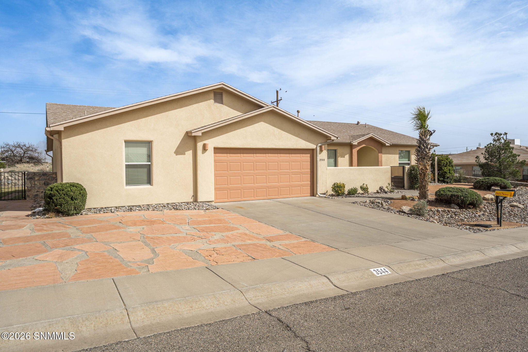 2-web-or-mls-Snappin Homes (Roma3544)-2