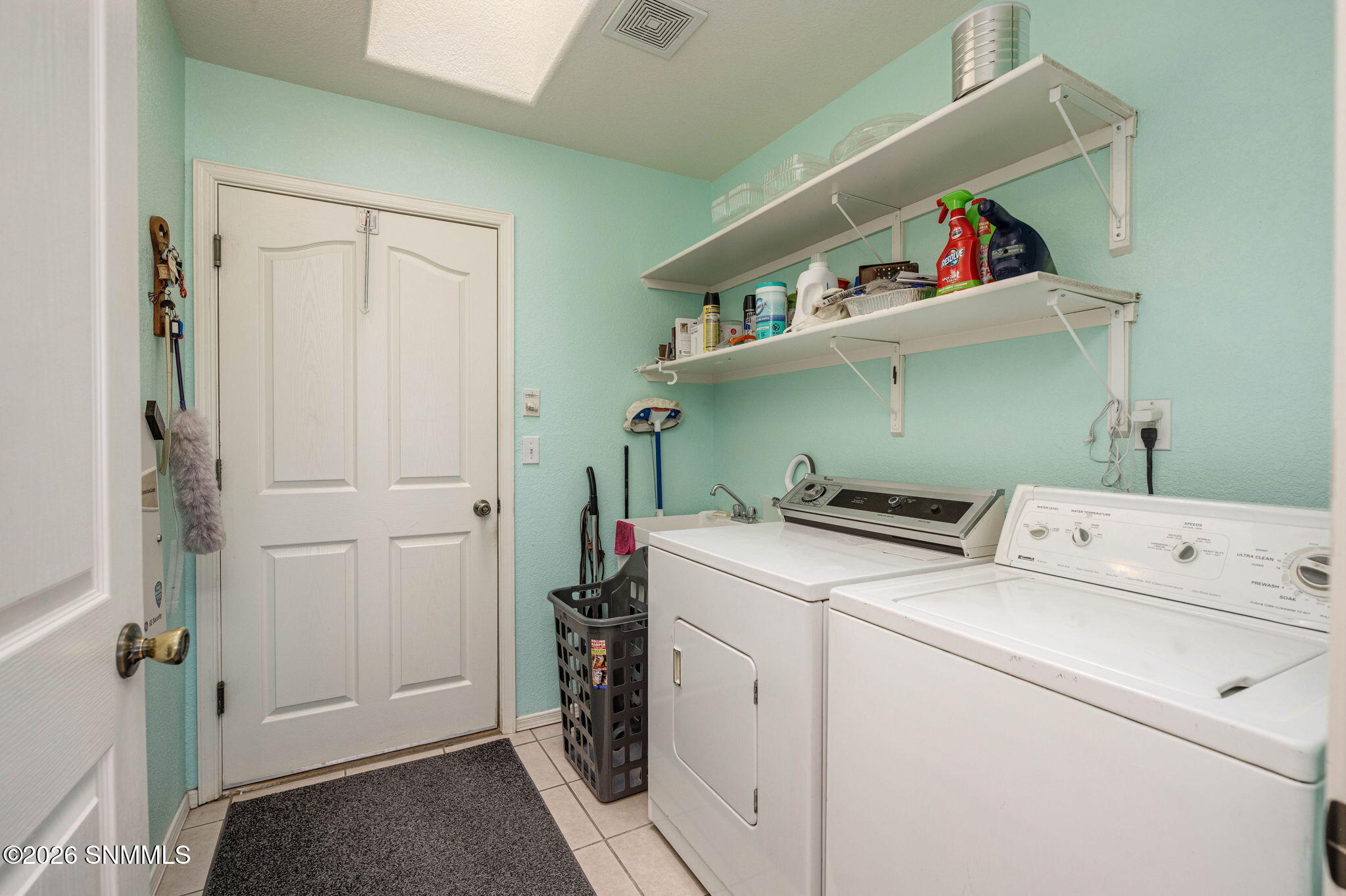 21-web-or-mls-Snappin Homes (Roma3544)-2