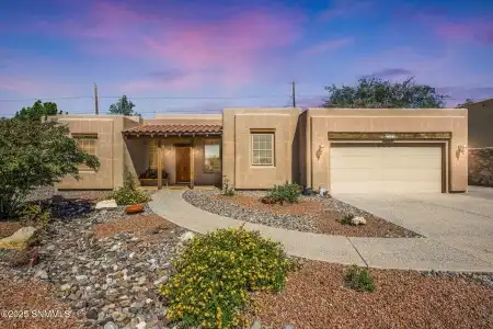 1962 Desert Greens Drive, Las Cruces, New Mexico 88011, 3 Bedrooms Bedrooms, ,2 BathroomsBathrooms,Residential,For Sale,Desert Greens,2503039