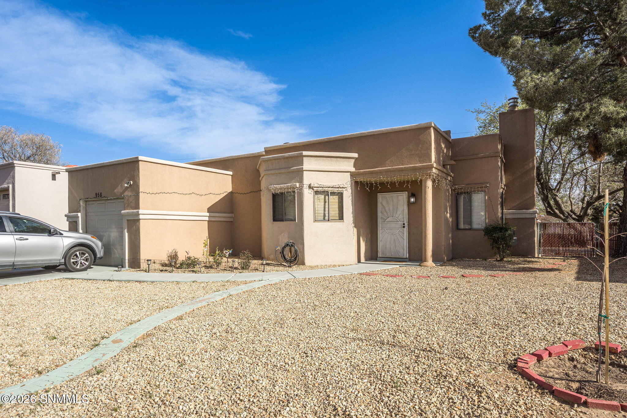 2-web-or-mls-Snappin Homes (Jasmine958)-