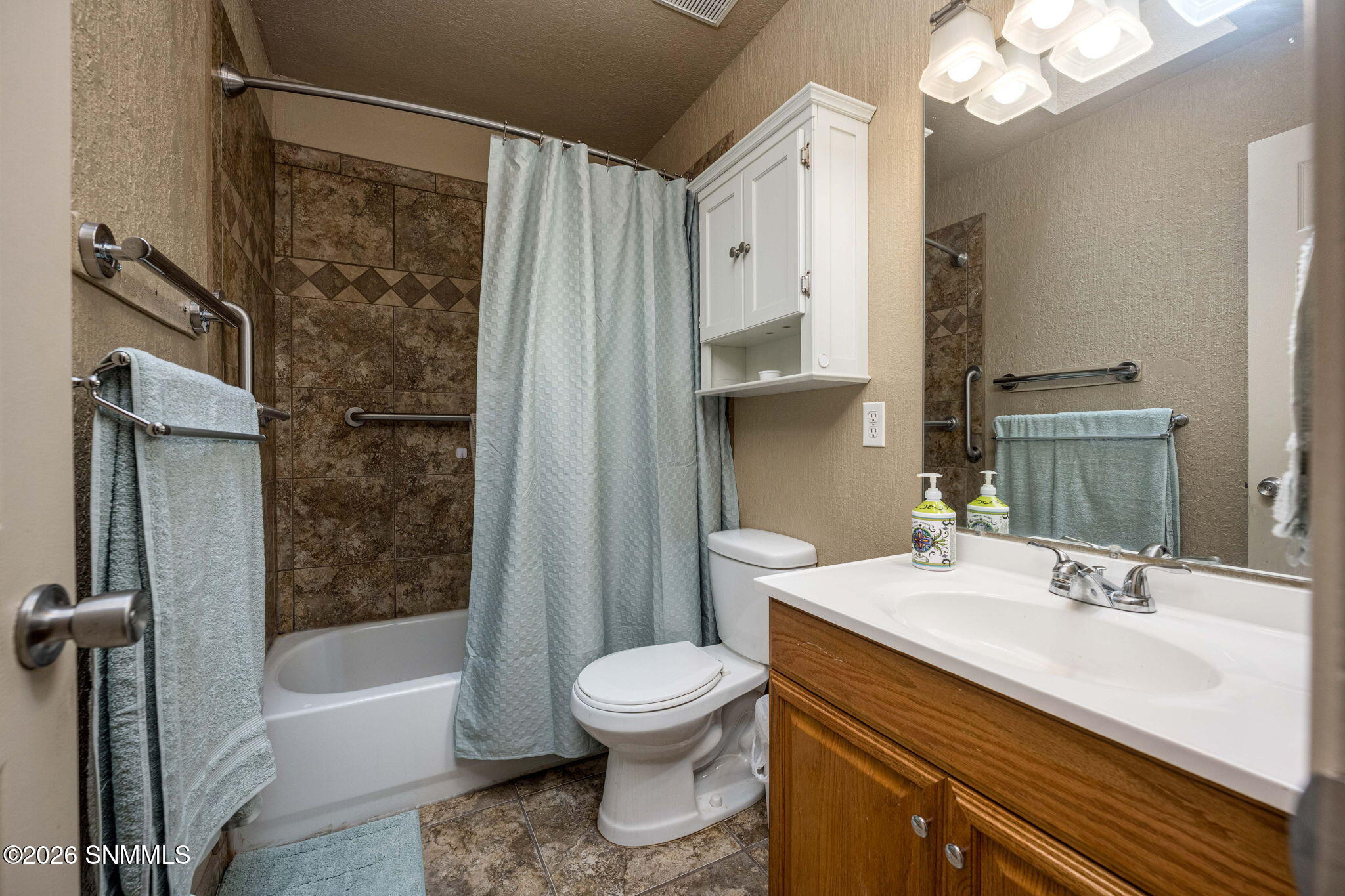 23-web-or-mls-Snappin Homes (Jasmine958)